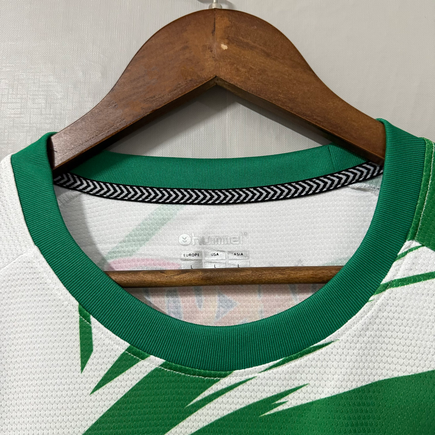 Real Betis 2025 Naruto Special Edition Shirt