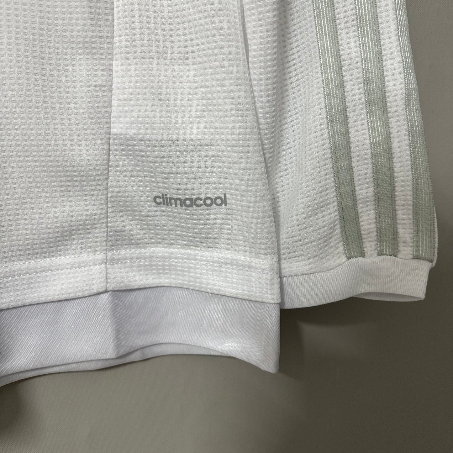 Real Madrid 2015/16 Home (UCL Final) Long-Sleeve Retro Jersey