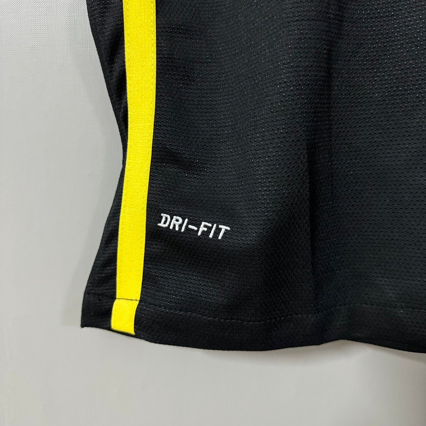 Barcelona 2013/14 Away (Third Kit) Retro Jersey