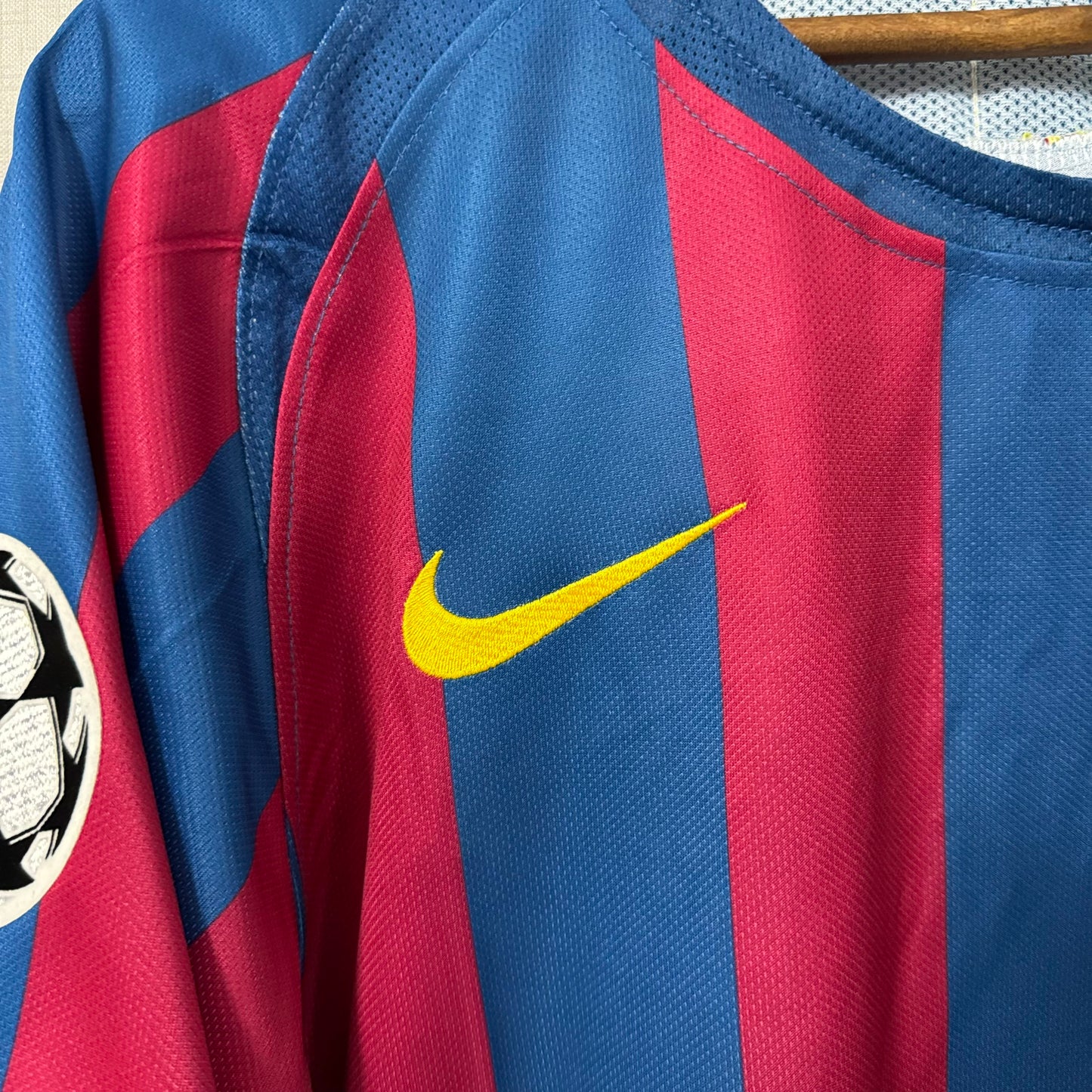 Barcelona 2005/06 Home (UCL Final) Retro Jersey