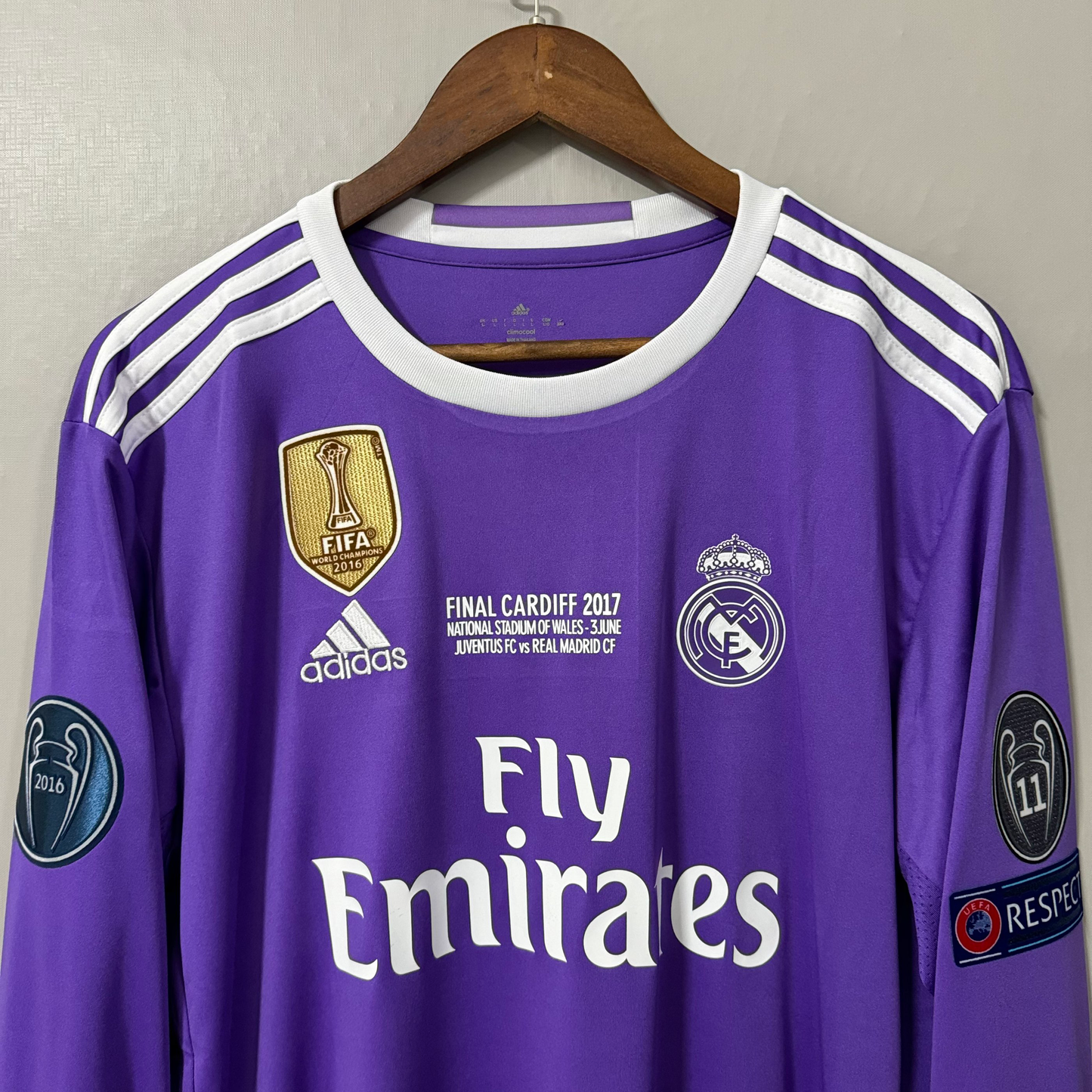 Real Madrid 2016/17 Away (UCL Final) Long-Sleeve Retro Jersey