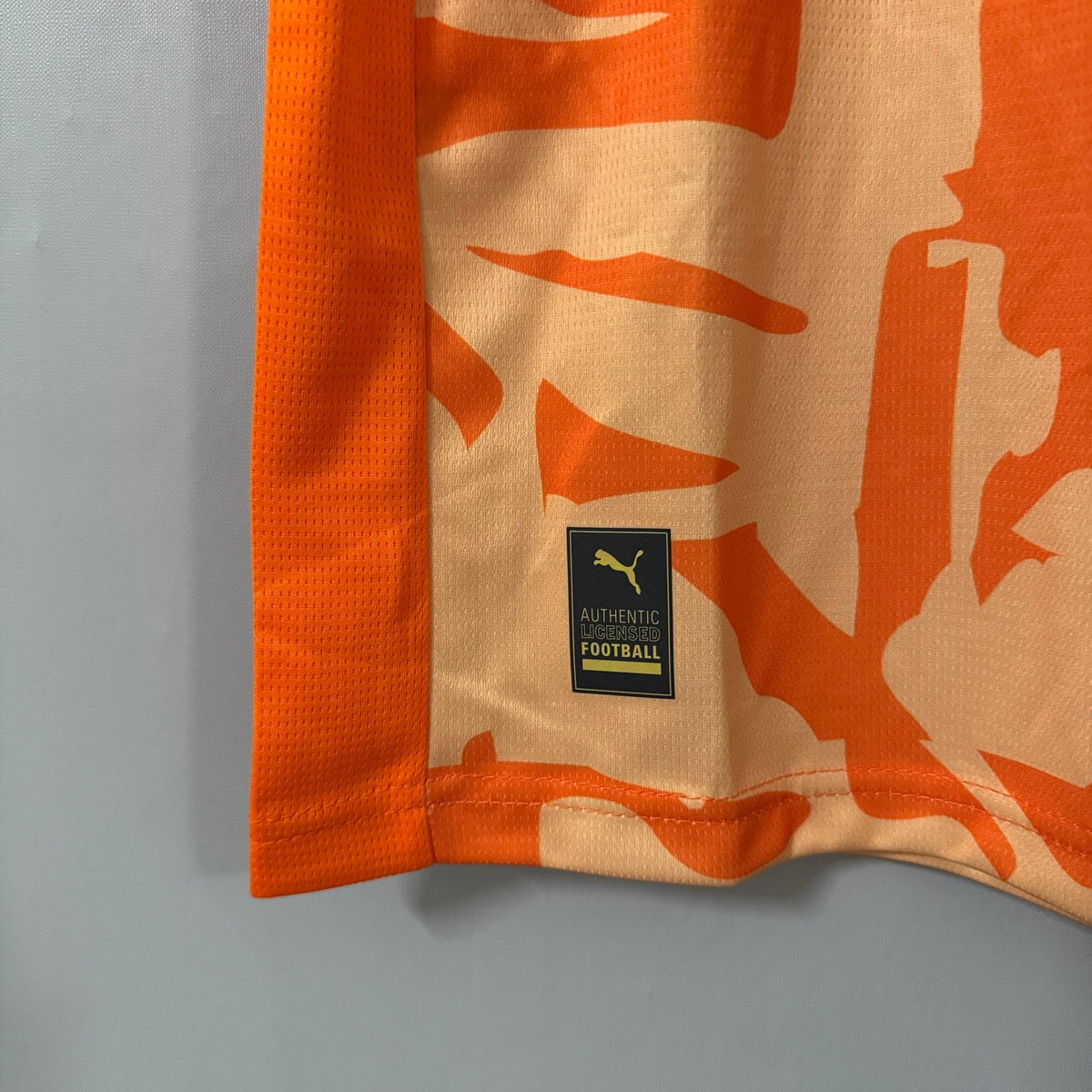 Valencia 2026 Puma Retro Matchday Special Jersey