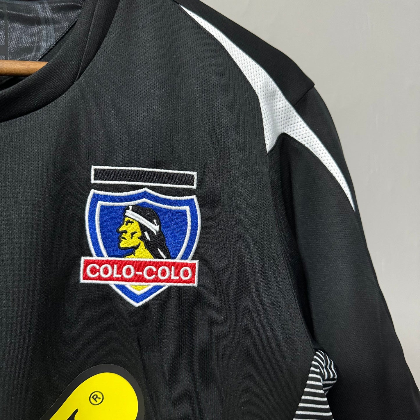 Colo-Colo 2006 Away Retro Jersey