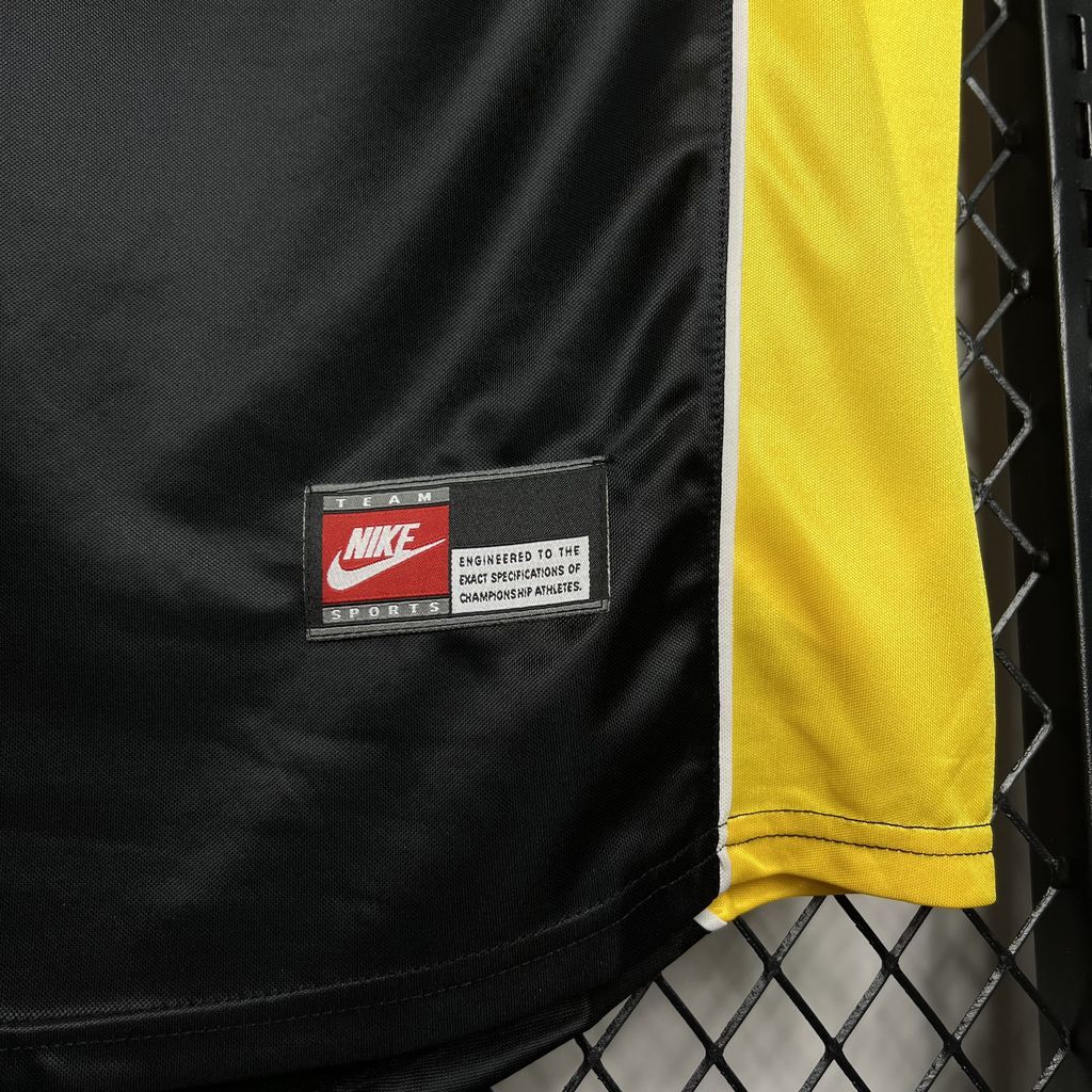 Borussia Dortmund 1998/00 Away Retro Jersey