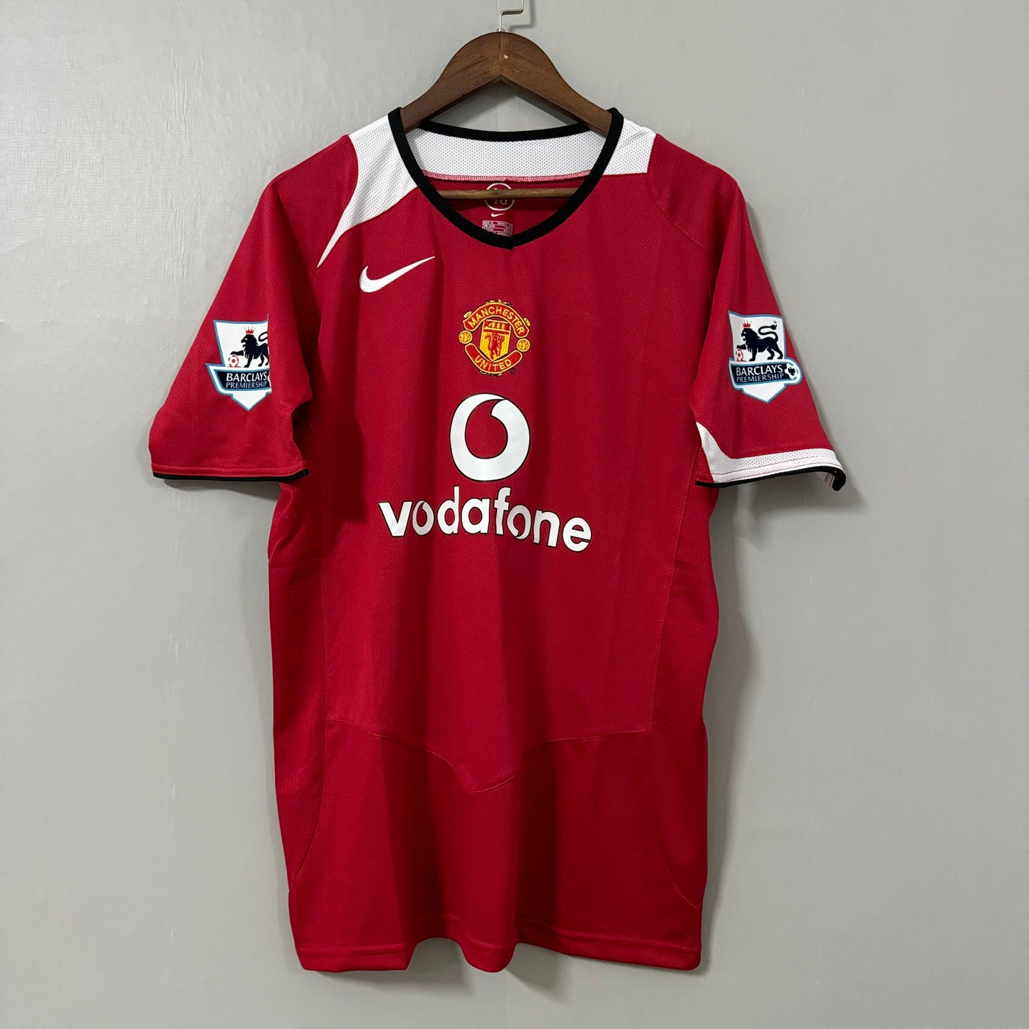 Manchester United 2004/06 Home Retro Jersey