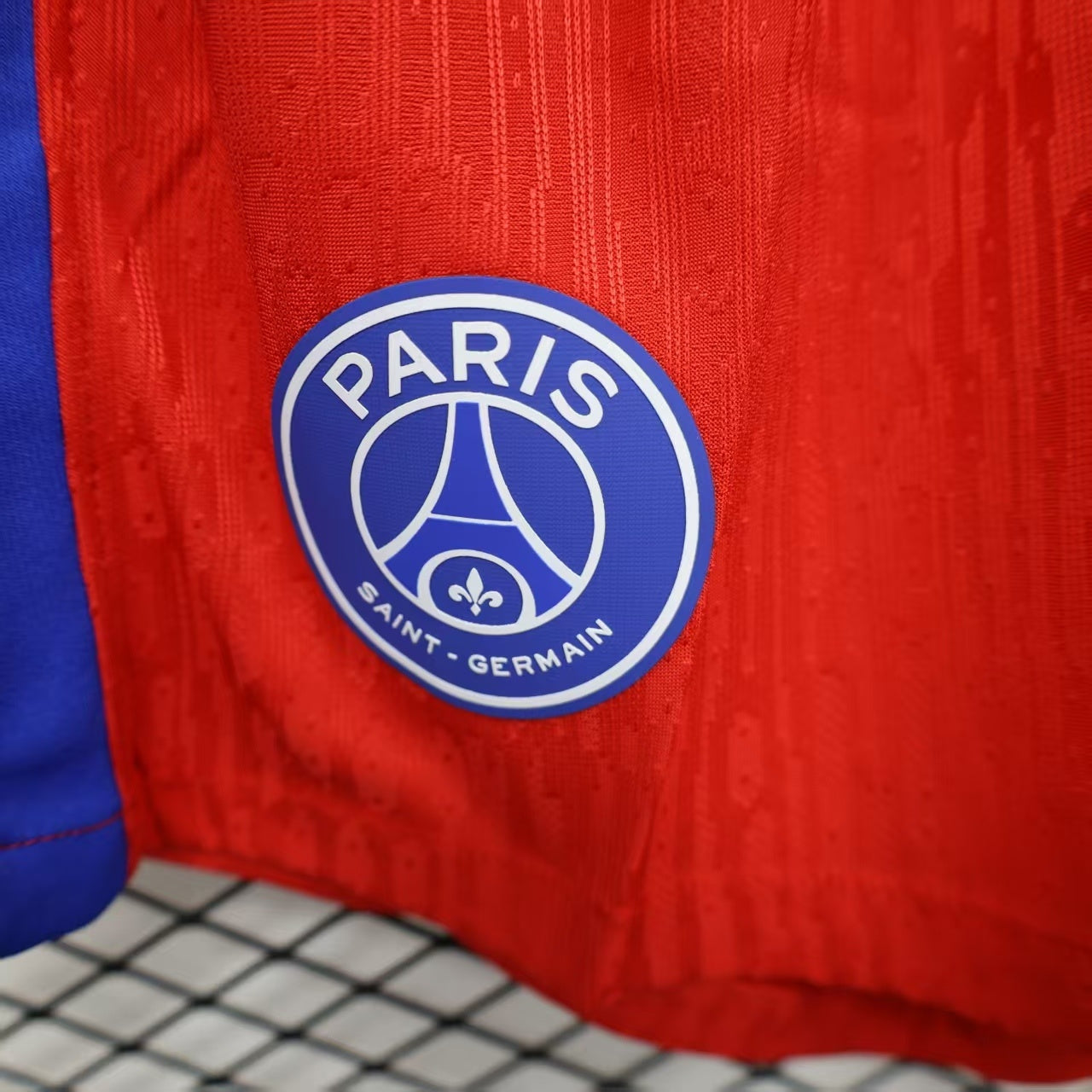 Paris Saint-Germain 2025/26 Away Red Shorts – Player Edition