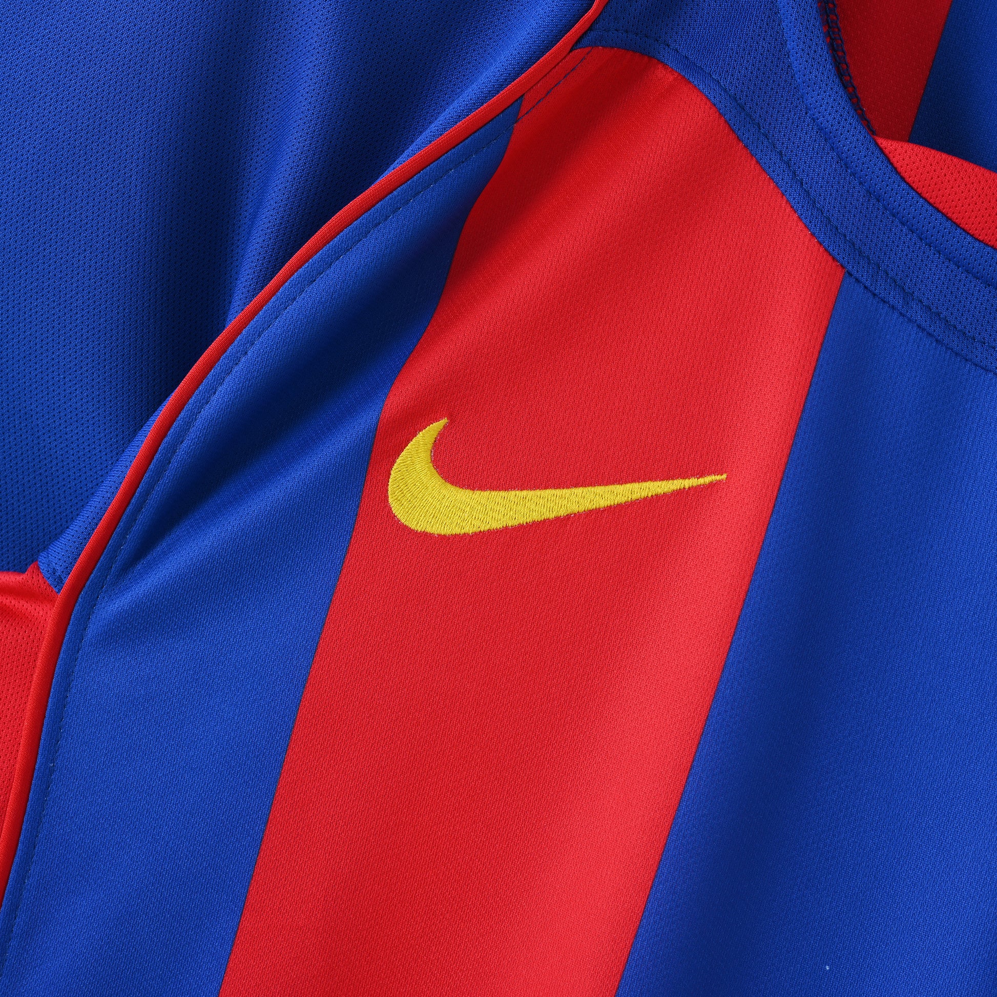 Barcelona 2004/05 Home Retro Jersey