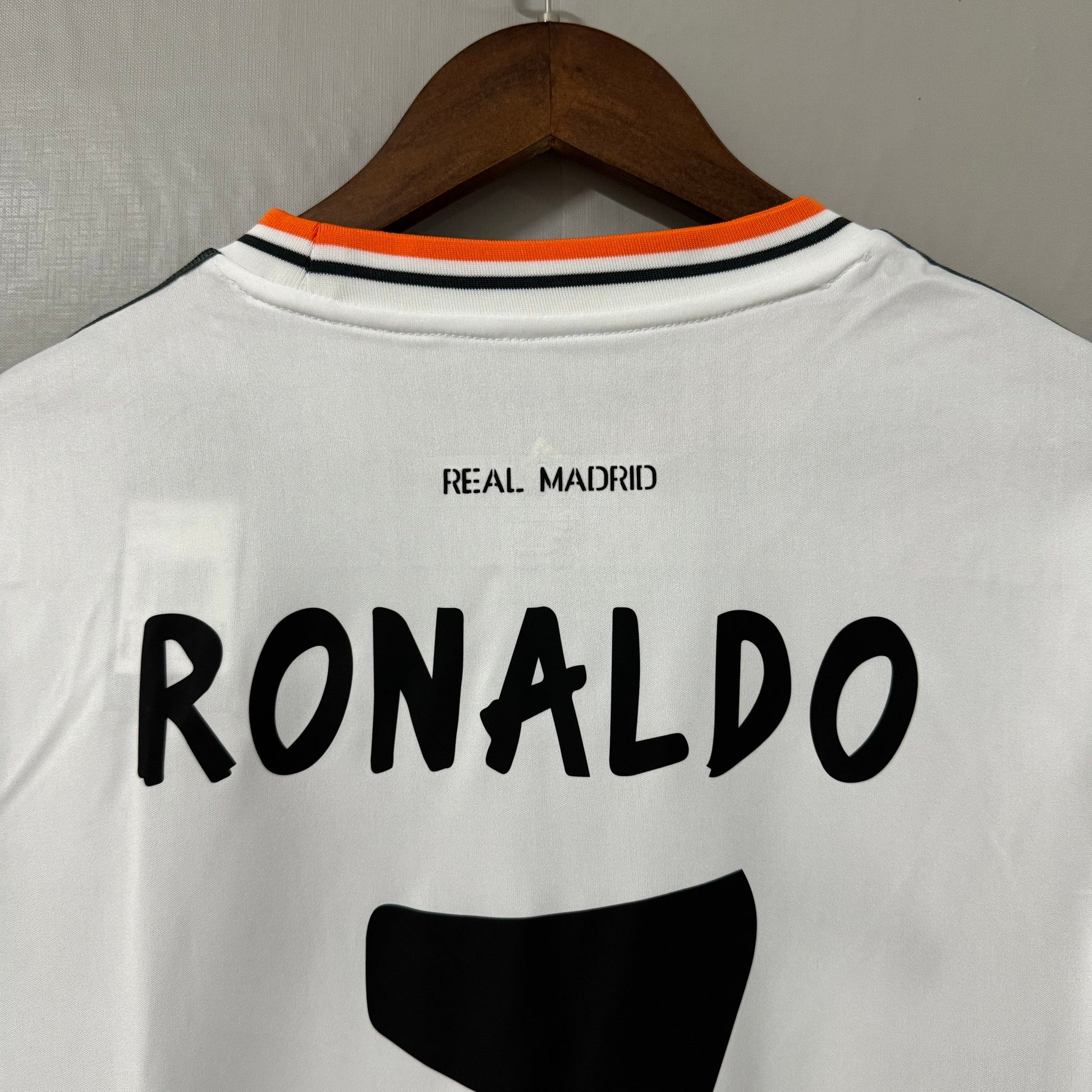 Real Madrid 2013/14 Home (UCL Final) Long-Sleeve Retro Jersey