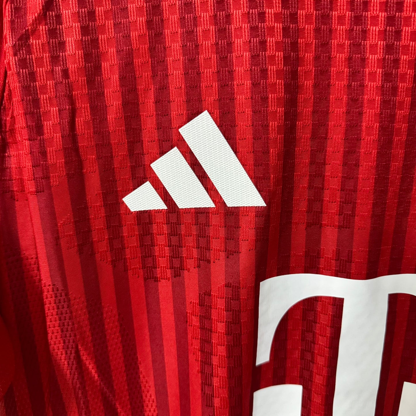 Bayern Munich 2026/27 Home Jersey – Player Edition