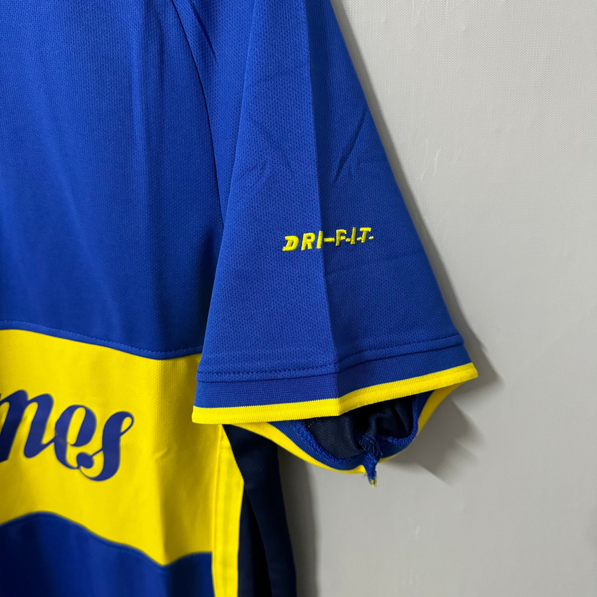 Boca Juniors 2001/02 Home Retro Jersey