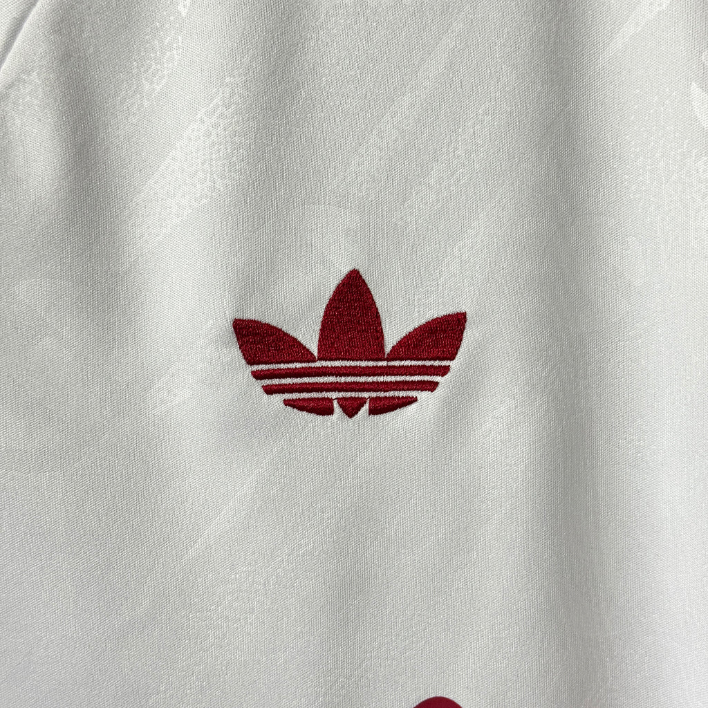 Liverpool 2026/27 Away Jersey