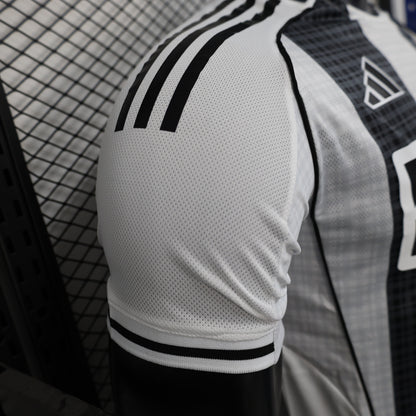 Newcastle United 2025/26 Home Jersey – Player Edition