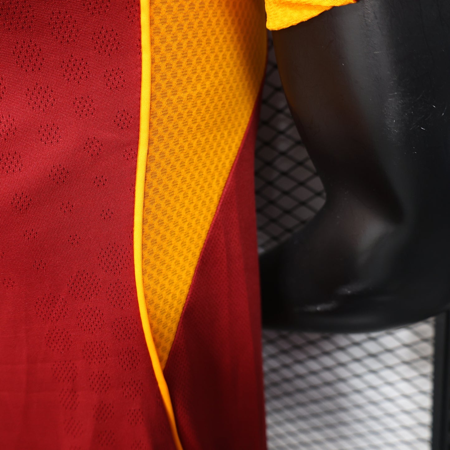 Roma 2025/26 Home Jersey – Player Edition
