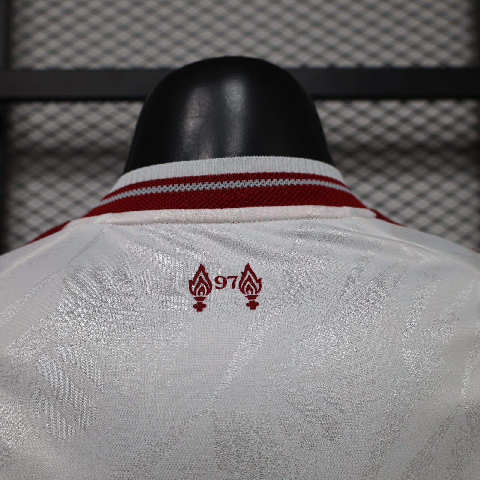 Liverpool 2026/27 Away Long-Sleeve Jersey – Player Edition