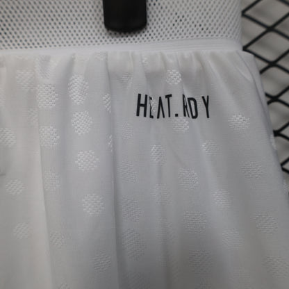 Manchester United 2025/26 Home Shorts – Player Edition