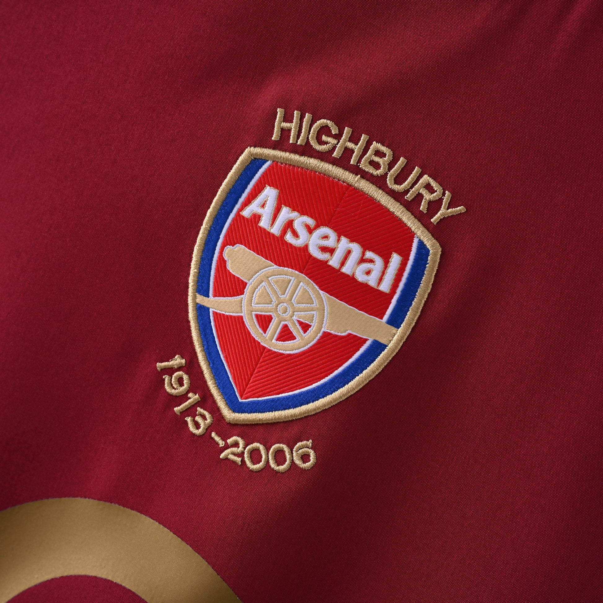 Arsenal 2005/06 Home Retro Jersey