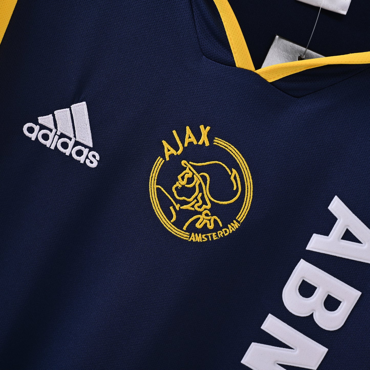 Ajax Amsterdam 2000/01 Away Retro Jersey