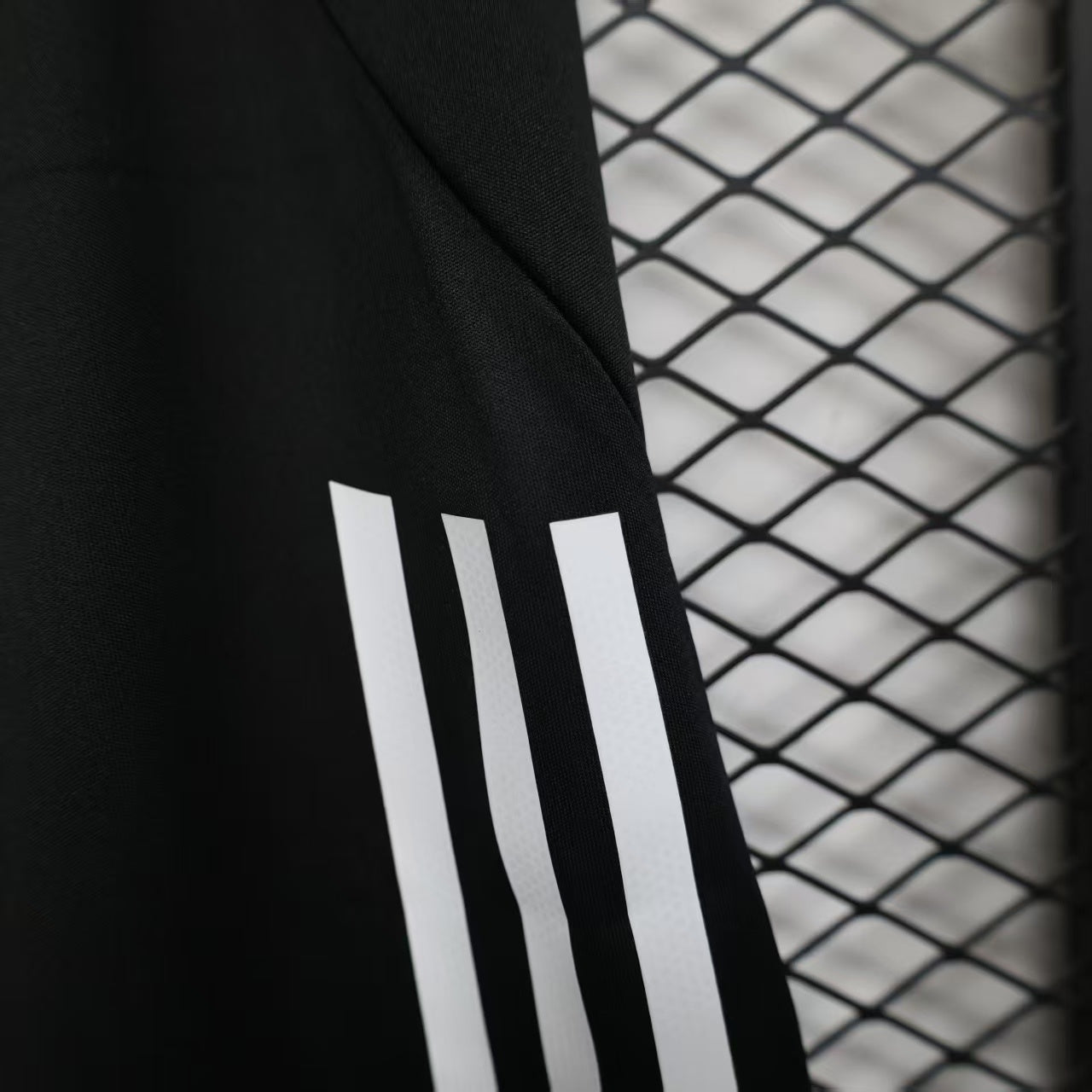 Manchester United 2025/26 Home Shorts – Player Edition