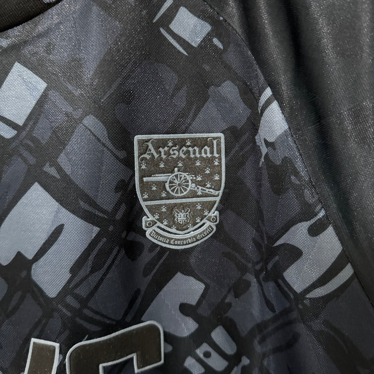 Arsenal 1990/92 JVC Blackout Retro Jersey – Special Edition