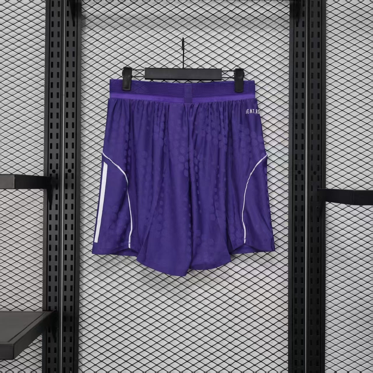 Manchester United 2025/26 Away Shorts – Player Edition