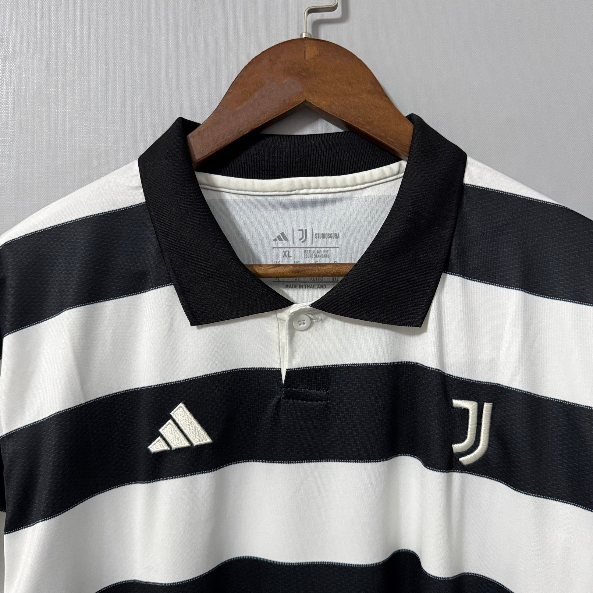 Juventus 2025/26 Away (Fourth Kit) Jersey