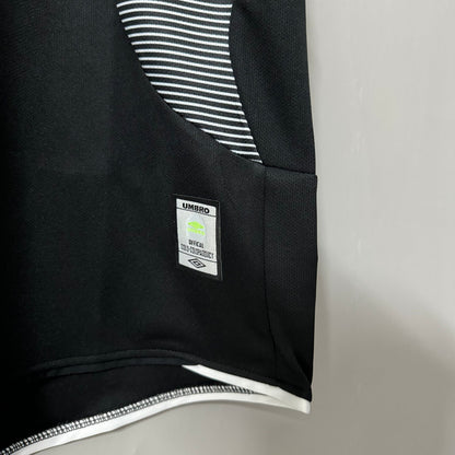 Colo-Colo 2006 Away Retro Jersey