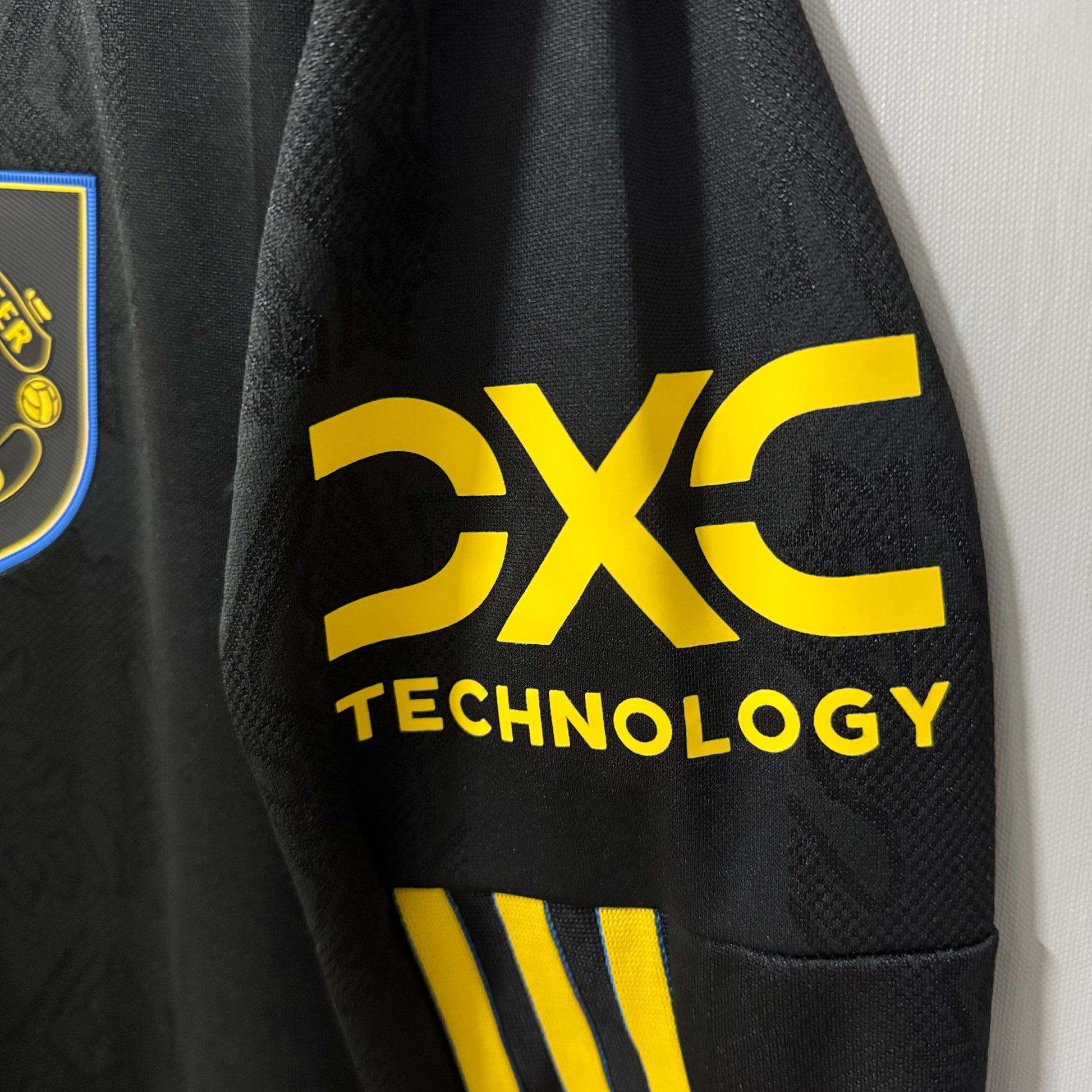 Manchester United 2025/26 Away (Third Kit) Long-Sleeve Jersey – Player Edition