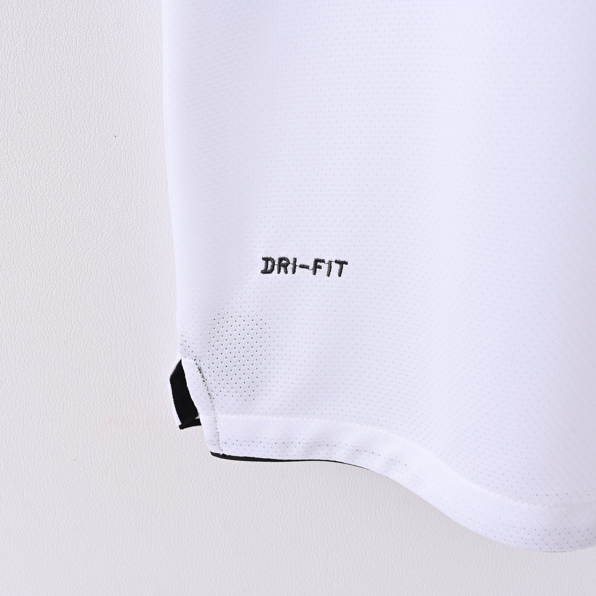 Manchester United 2010/11 Away (UCL Final) Retro Jersey