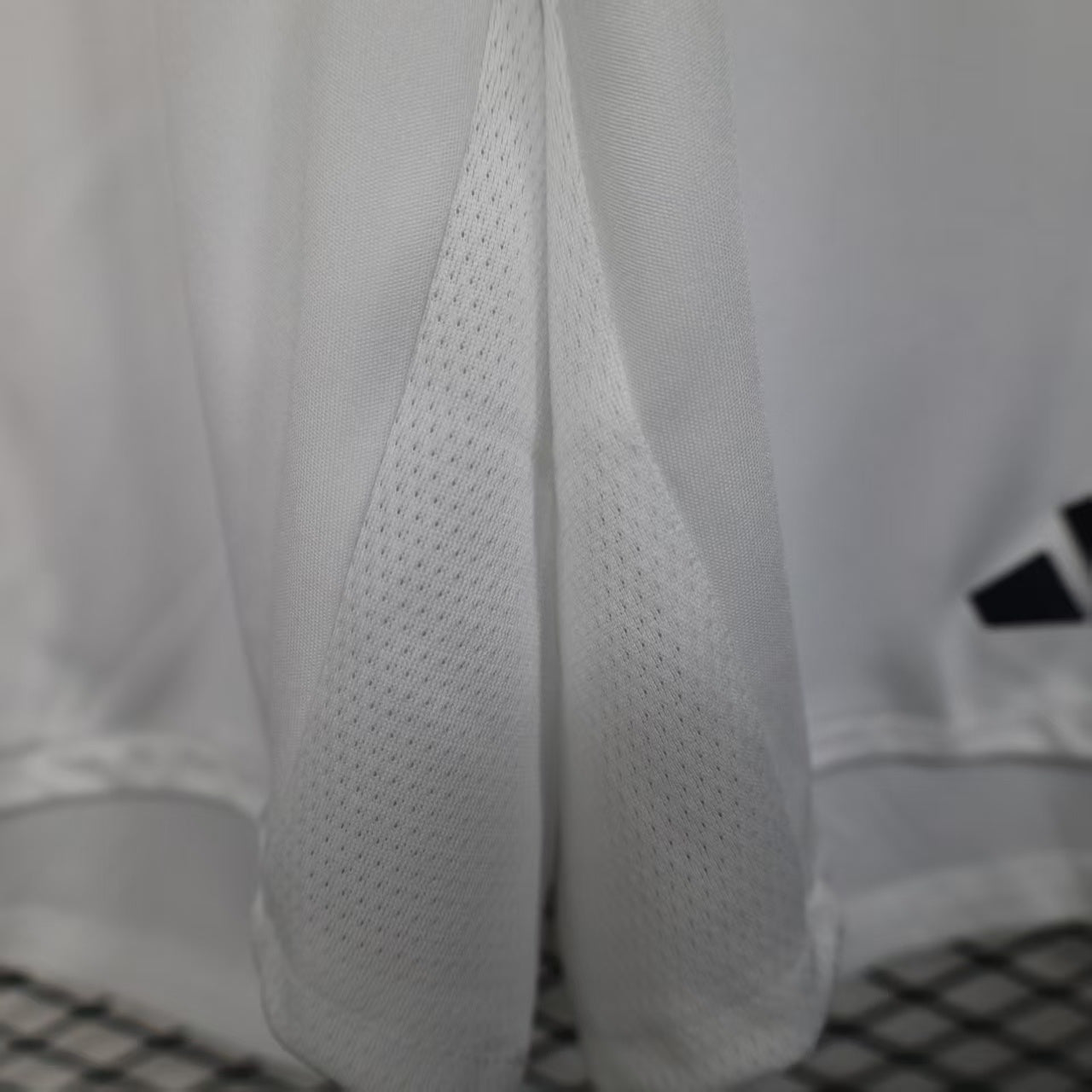 Manchester United 2025/26 Adult Away Authentic Short