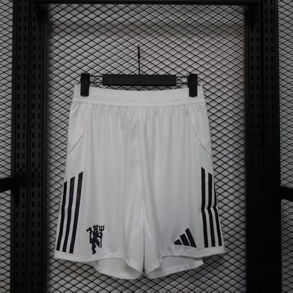 Manchester United 2025/26 Adult Away Authentic Short