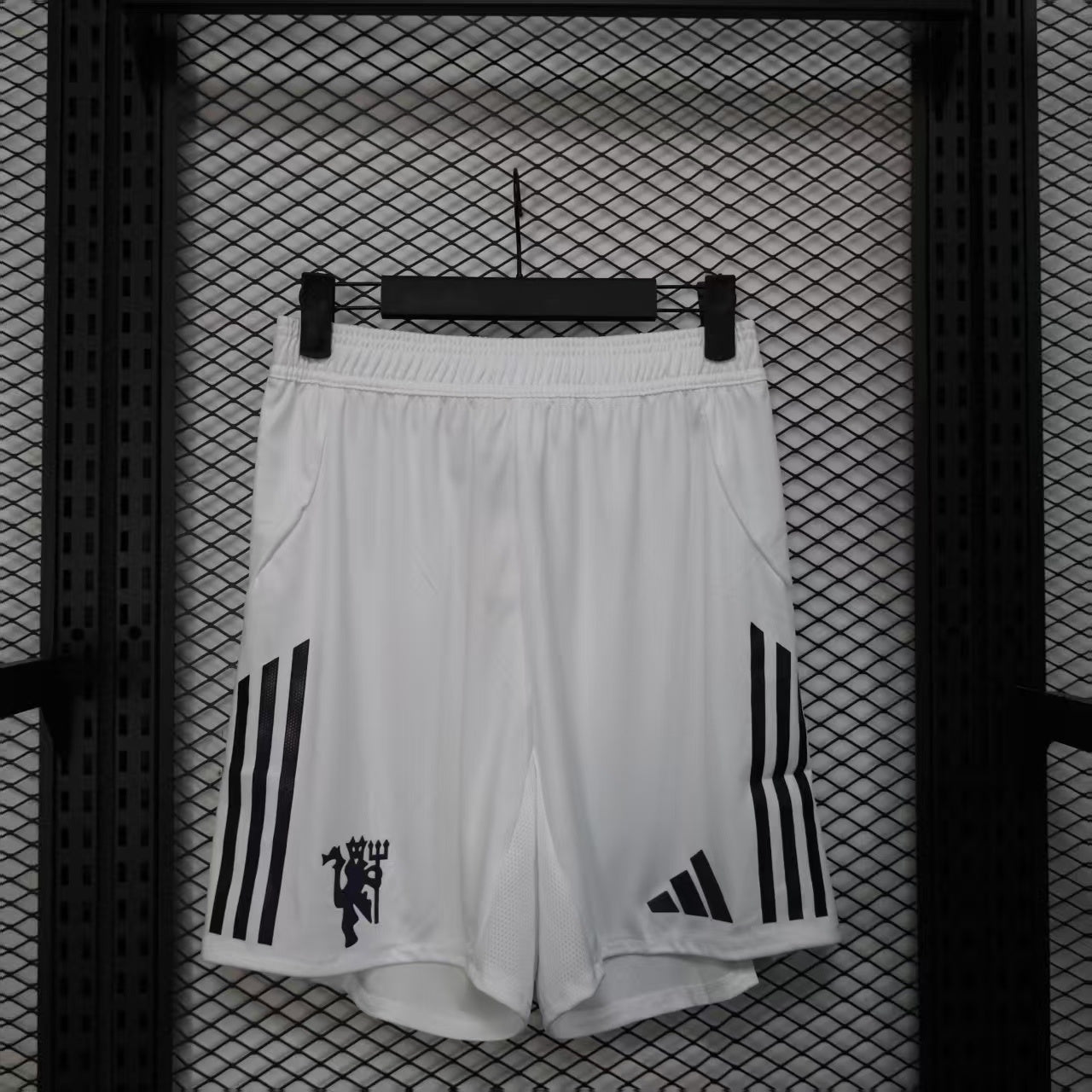 Manchester United 2025/26 Adult Away Authentic Short