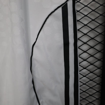 Manchester United 2025/26 Home Shorts – Player Edition