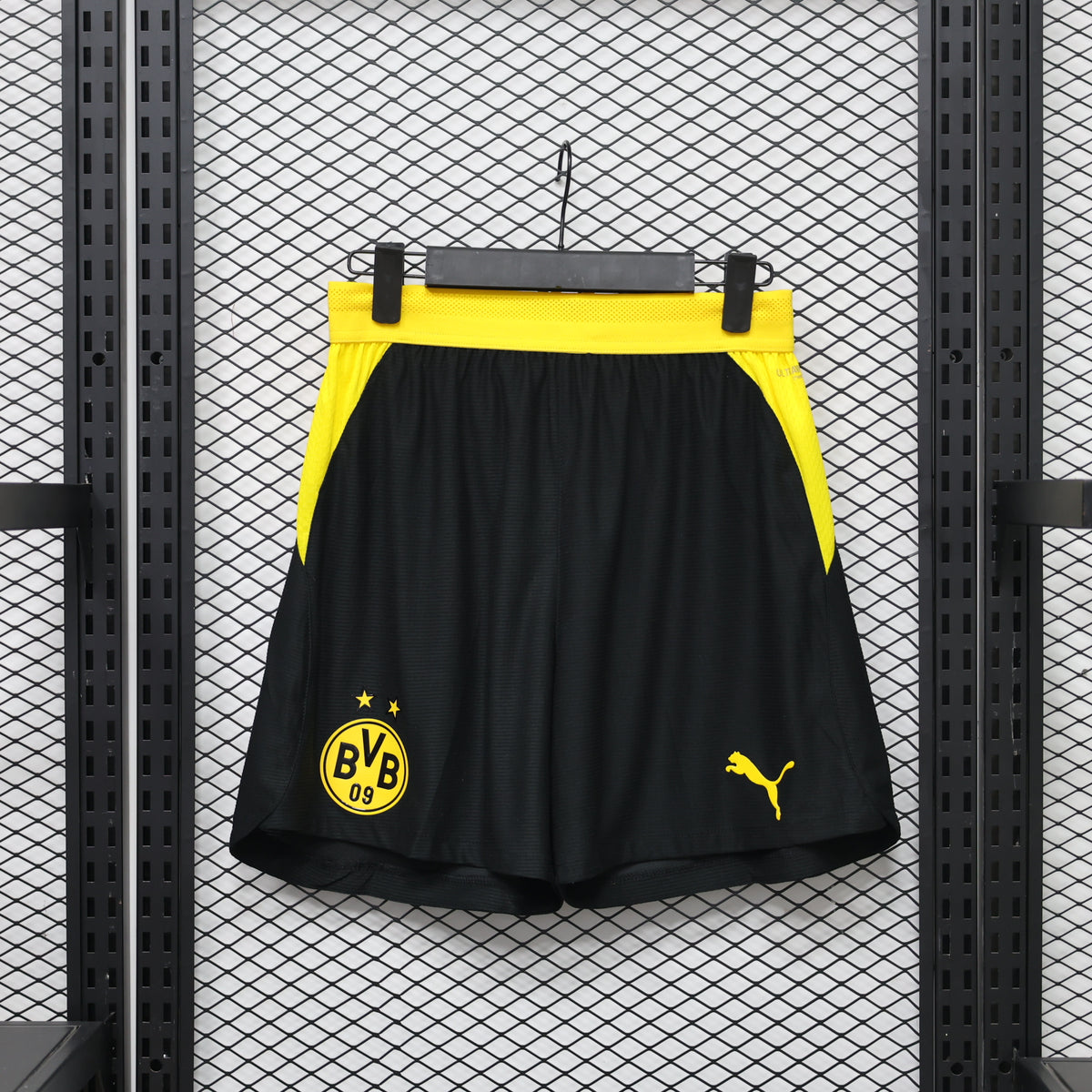 Borussia Dortmund 2026/27 Home Shorts – Player Edition