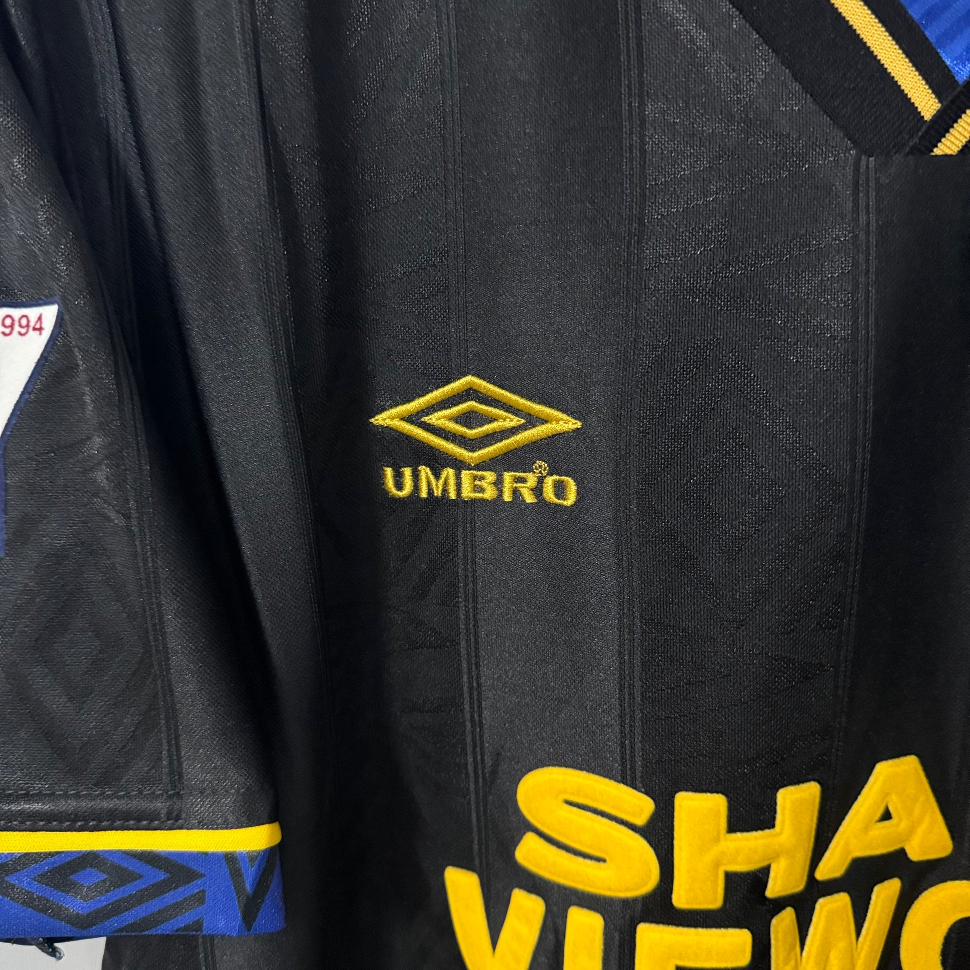 Manchester United 1993/94 Away Retro Jersey