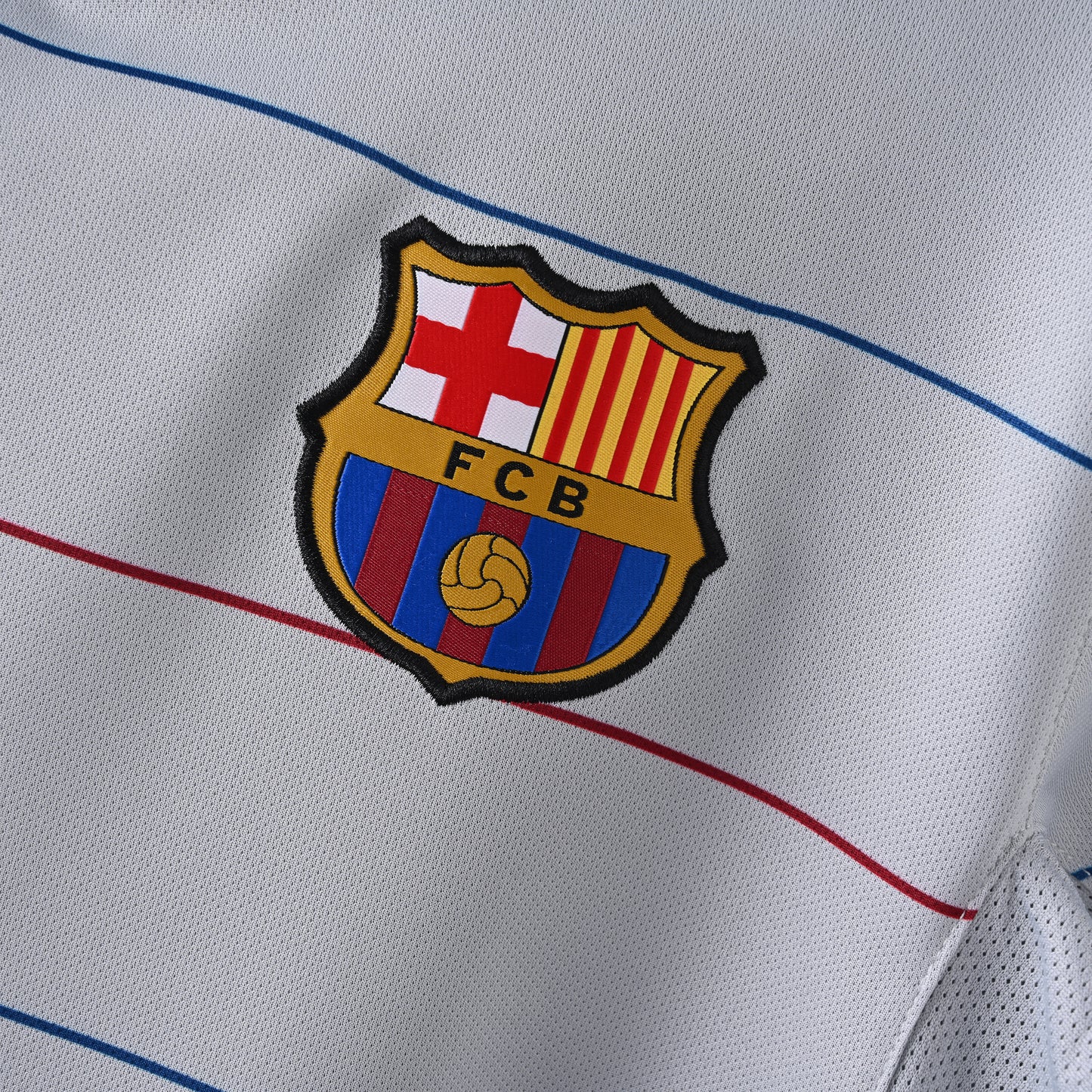 Barcelona 2003/04 Away Retro Jersey