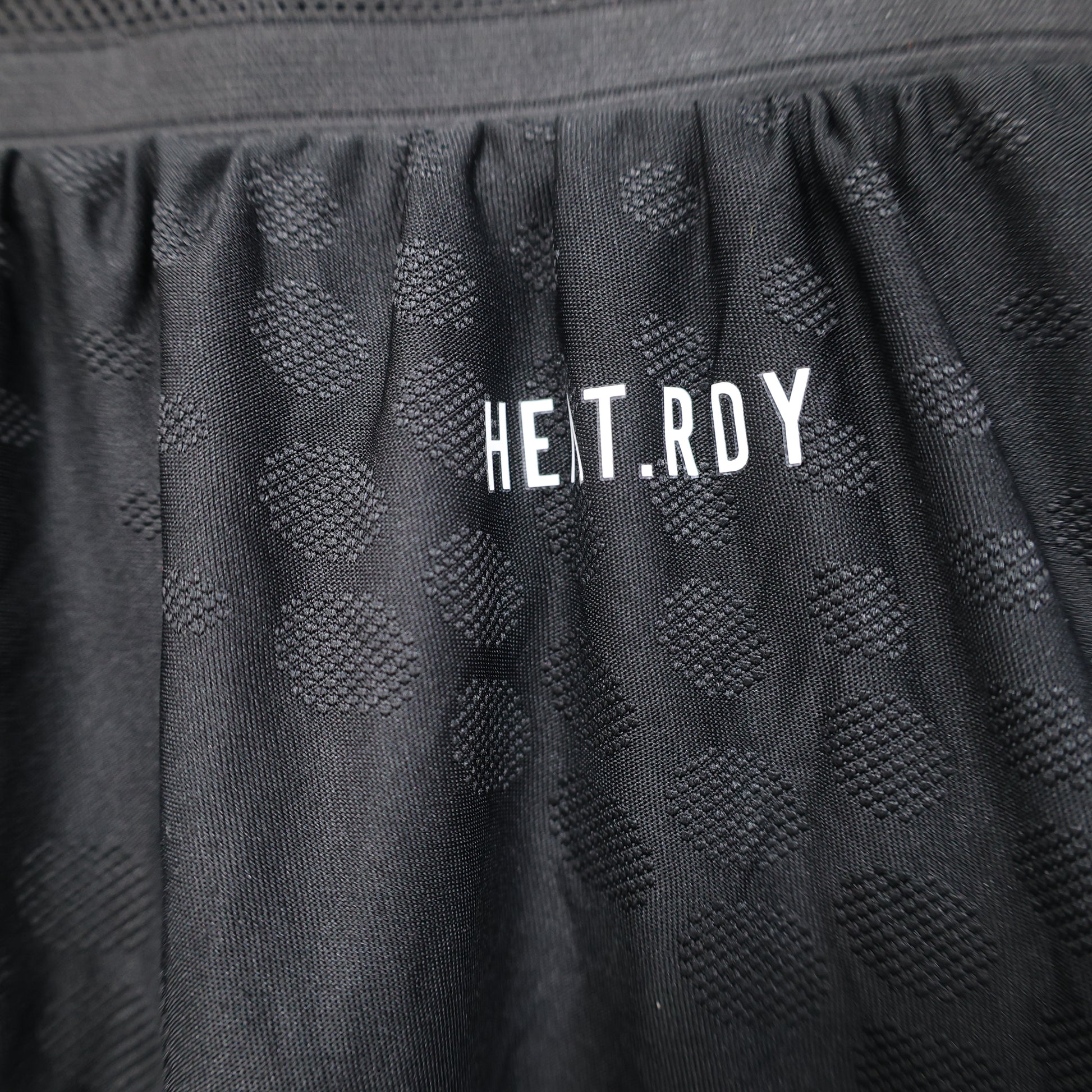 Liverpool 2025/26 Away Black Shorts – Player Edition