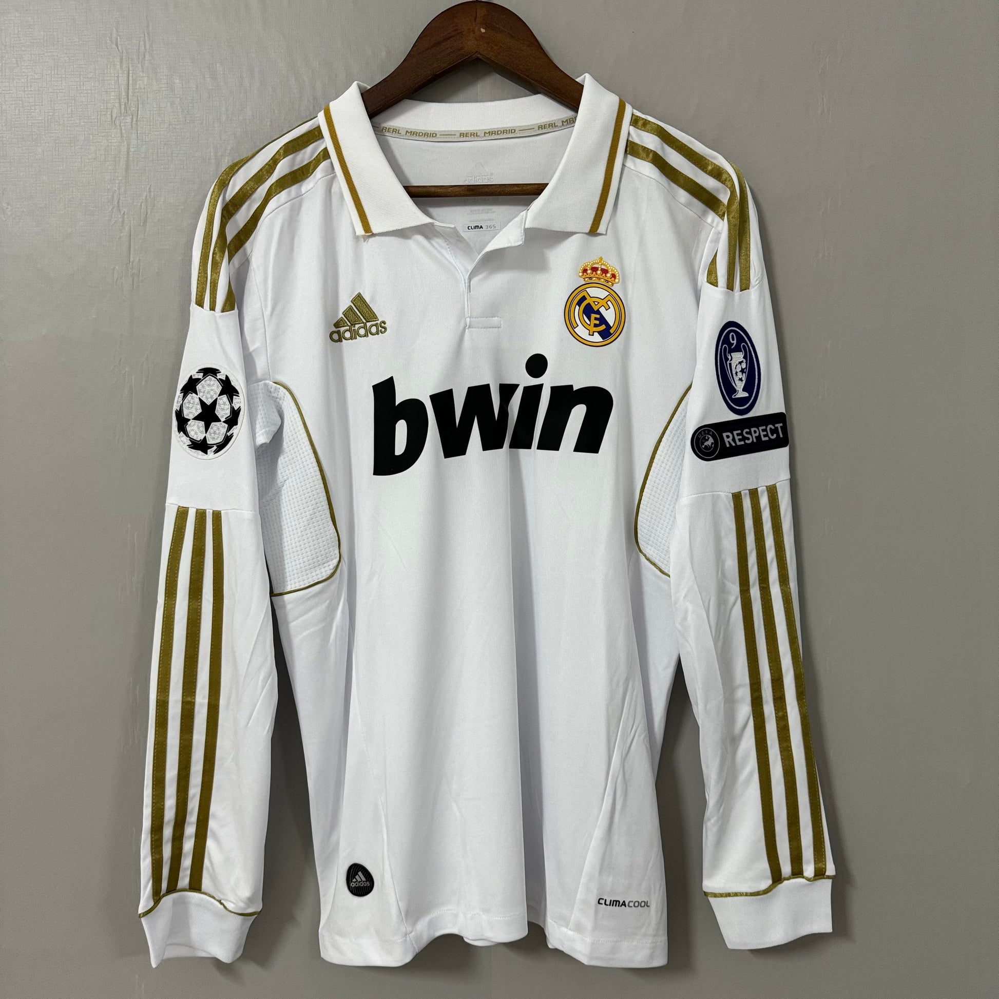 Real Madrid 2011/12 Home Long-Sleeve Retro Jersey