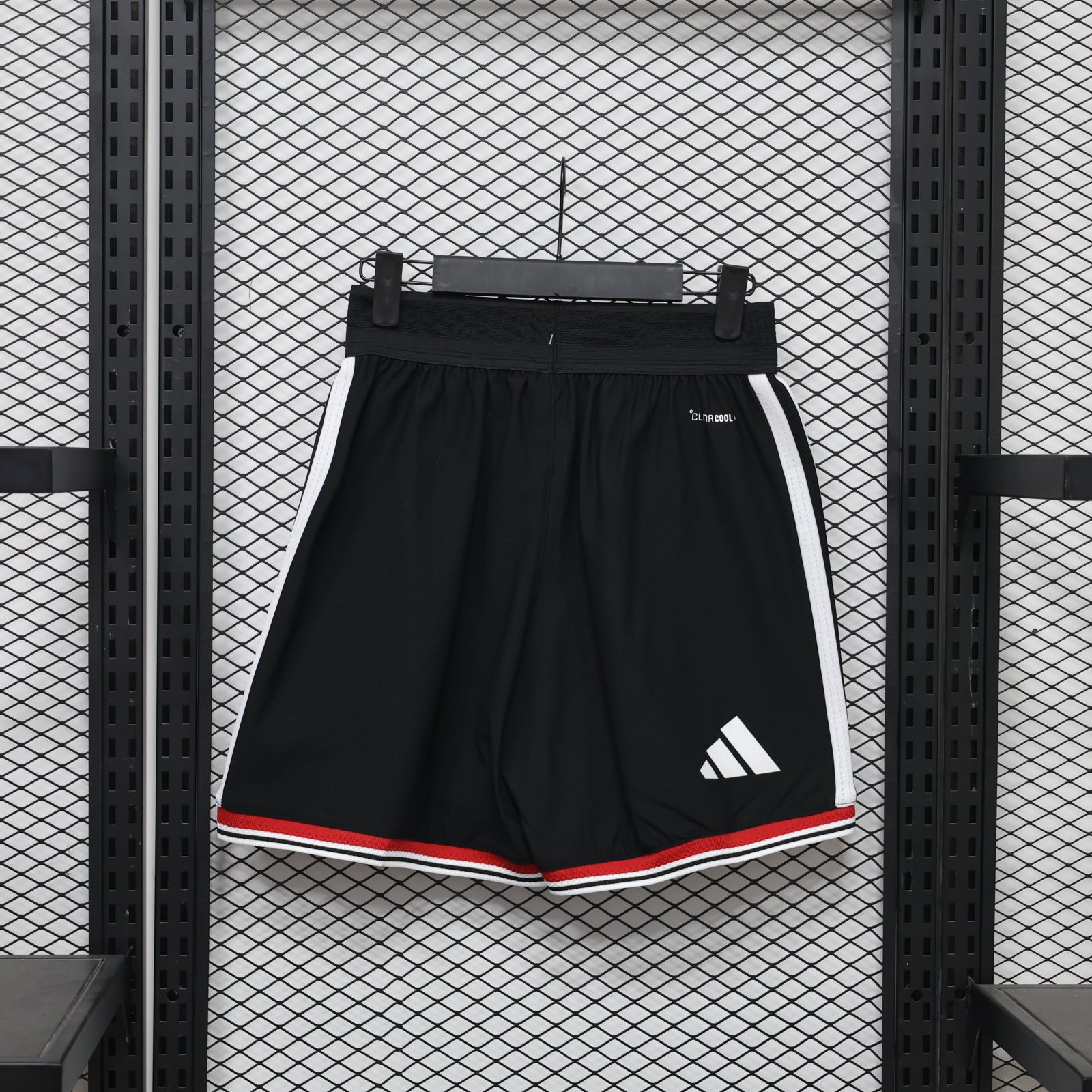 Manchester United 2026/27 Home Shorts – Player Edition