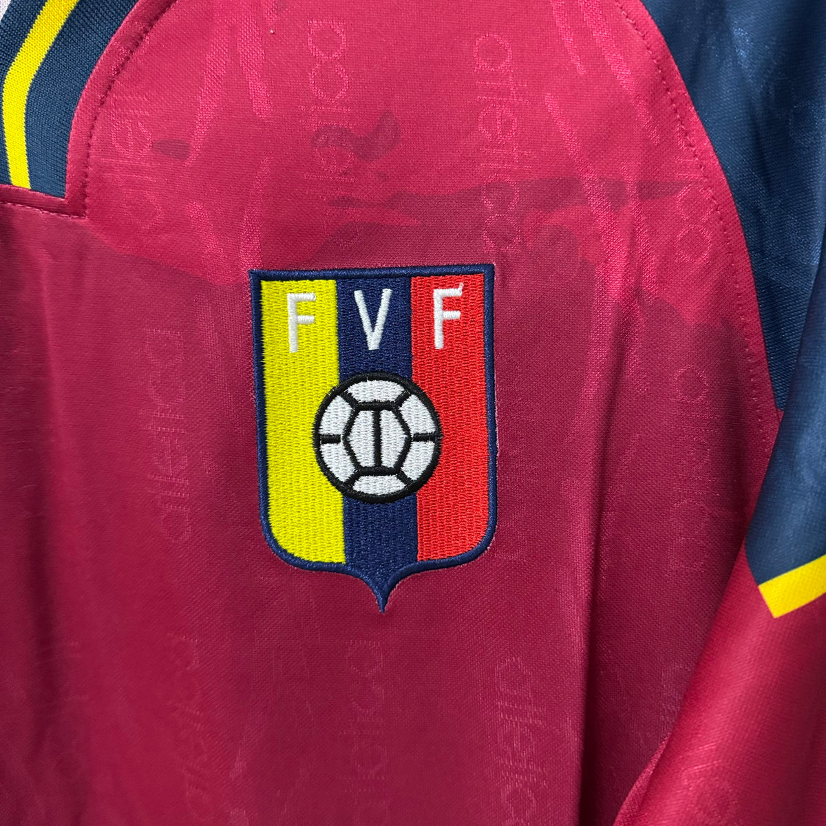 Venezuela 2000 Home Retro Jersey