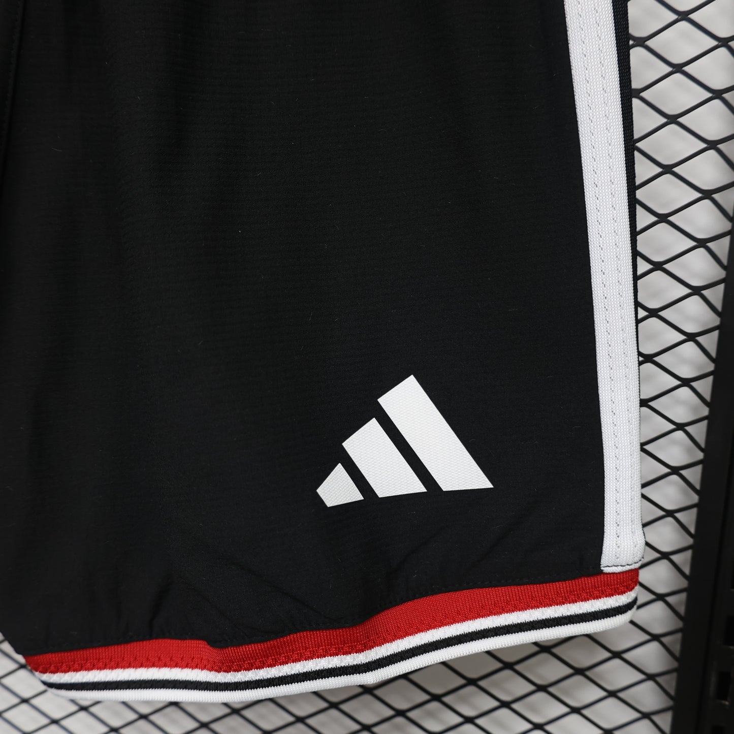 Manchester United 2026/27 Home Shorts – Player Edition