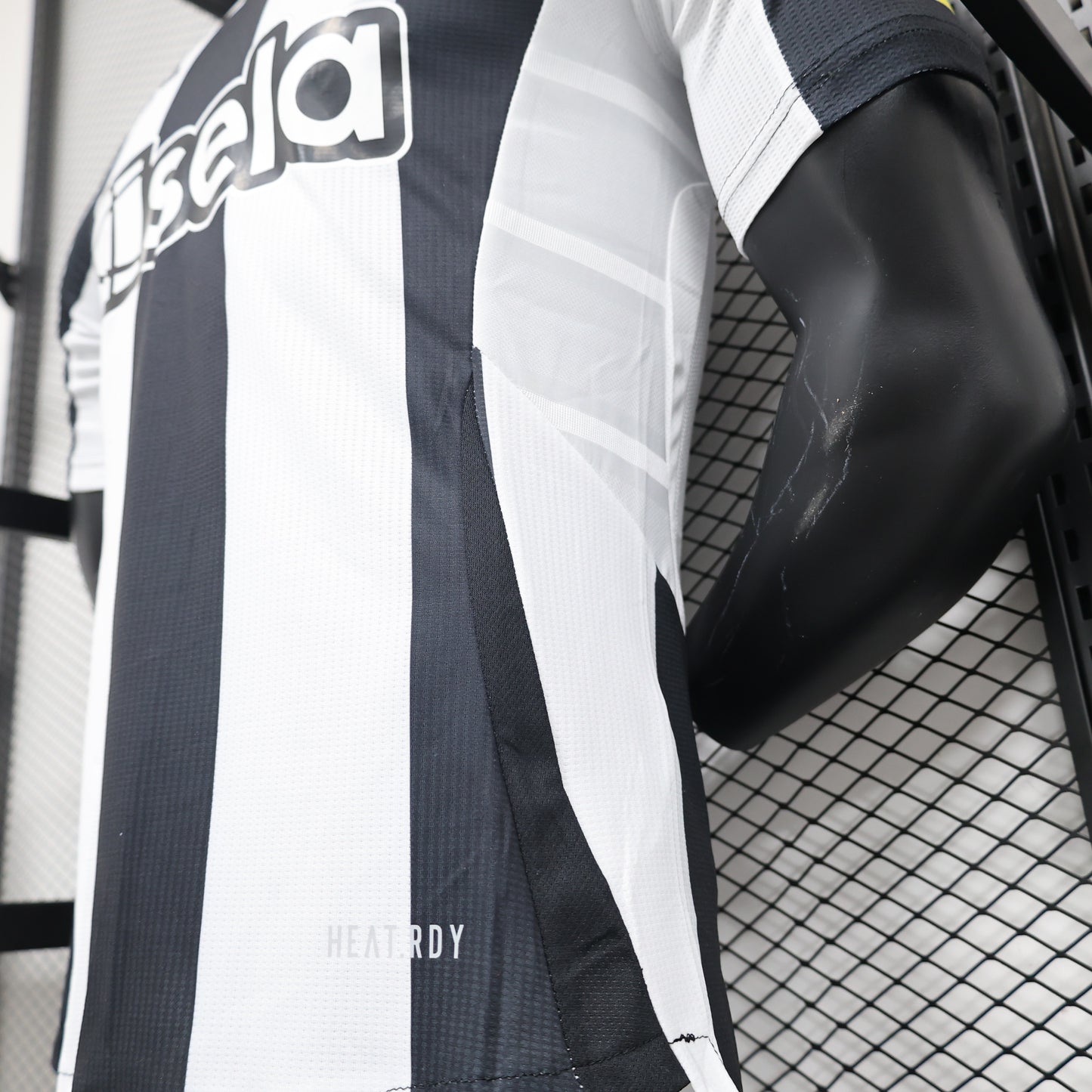 Newcastle United 2024/25 Home Jersey – Player Edition