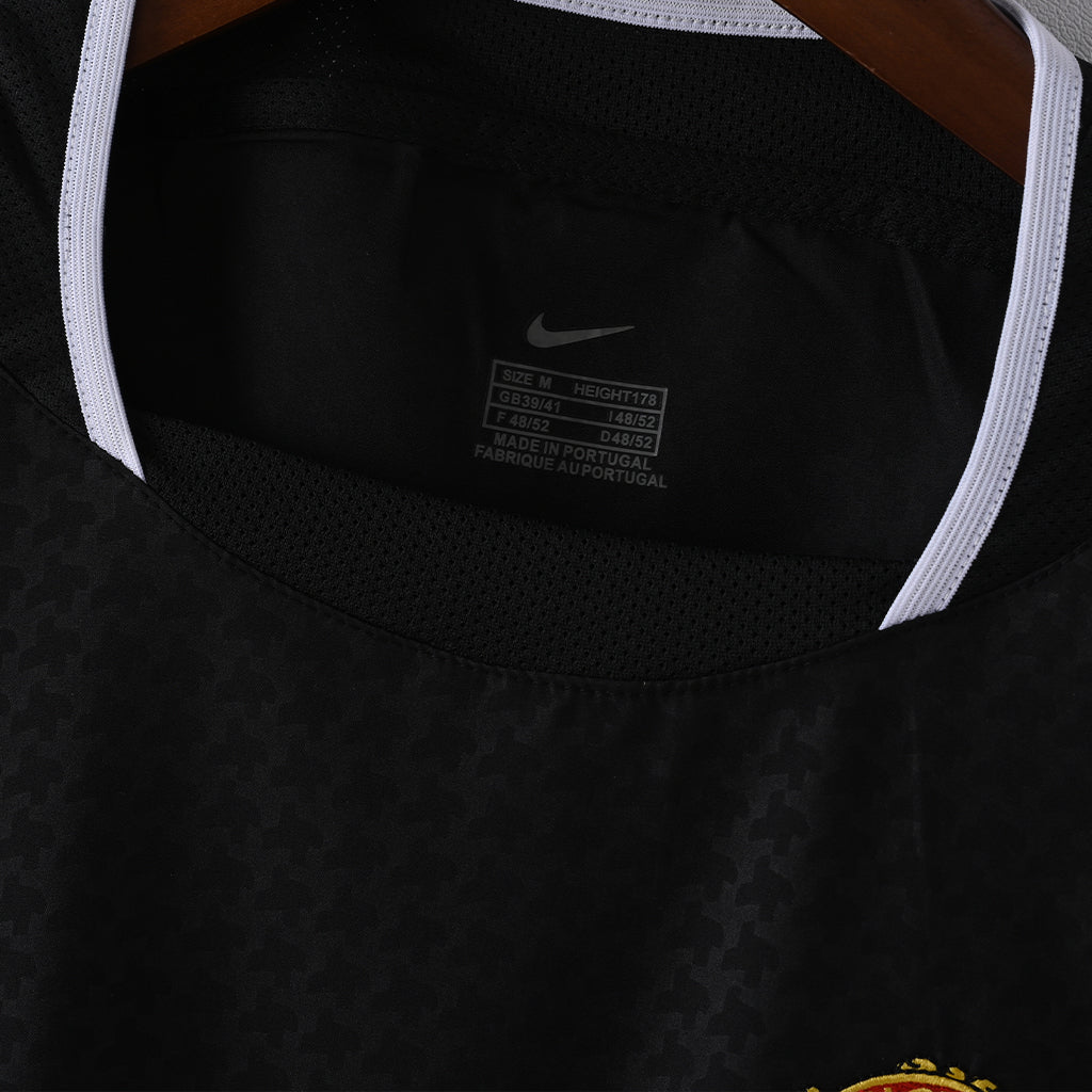 Manchester United 2003/04 Away Retro Jersey