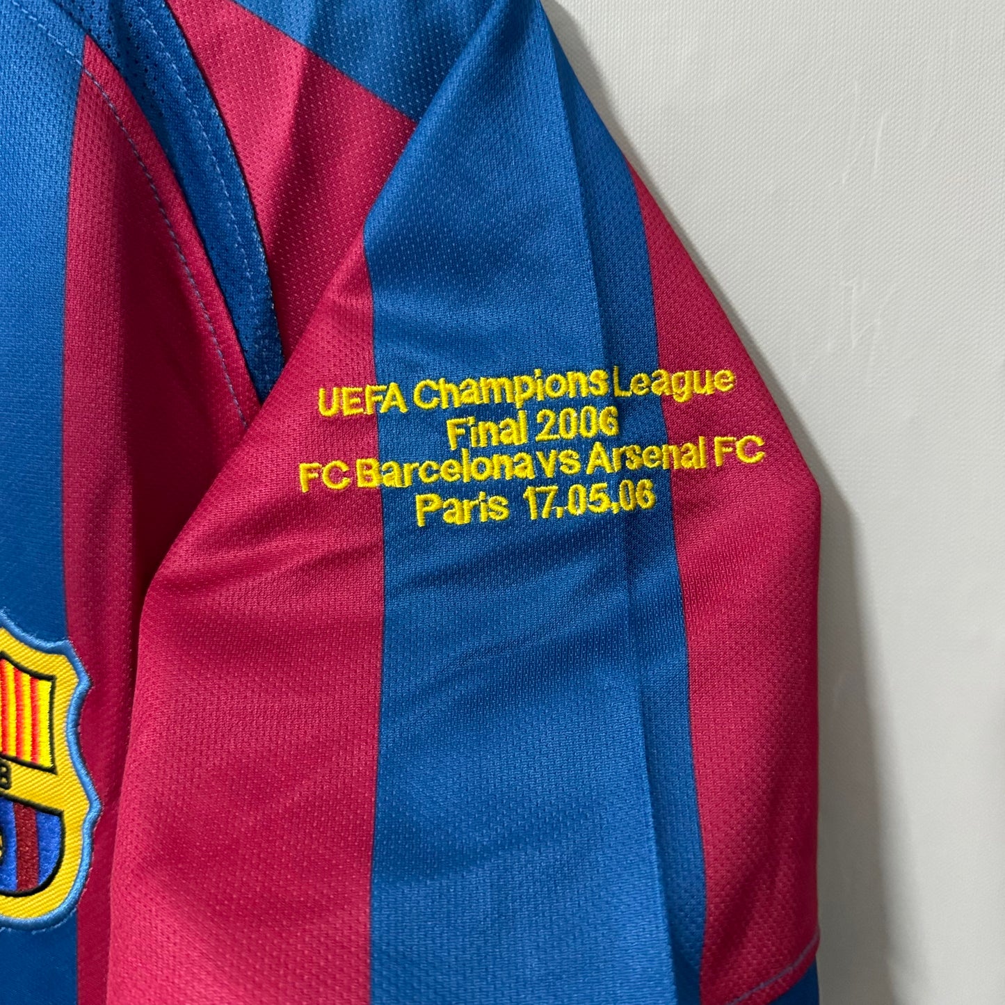 Barcelona 2005/06 Home (UCL Final) Retro Jersey