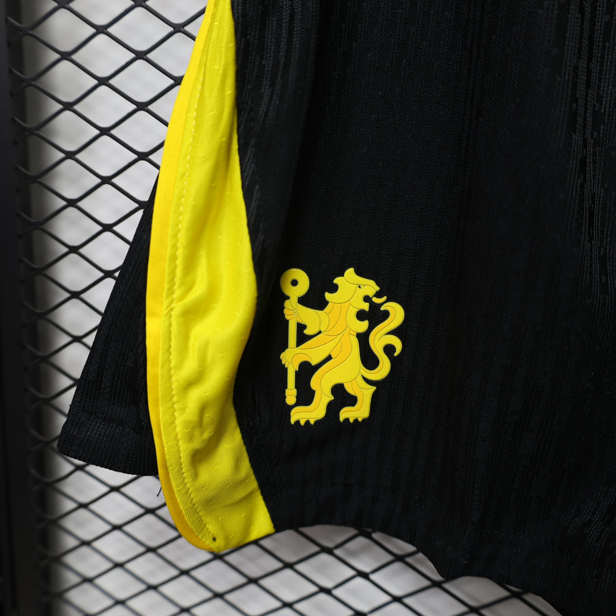 Chelsea 2026/27 Away Shorts – Player Edition