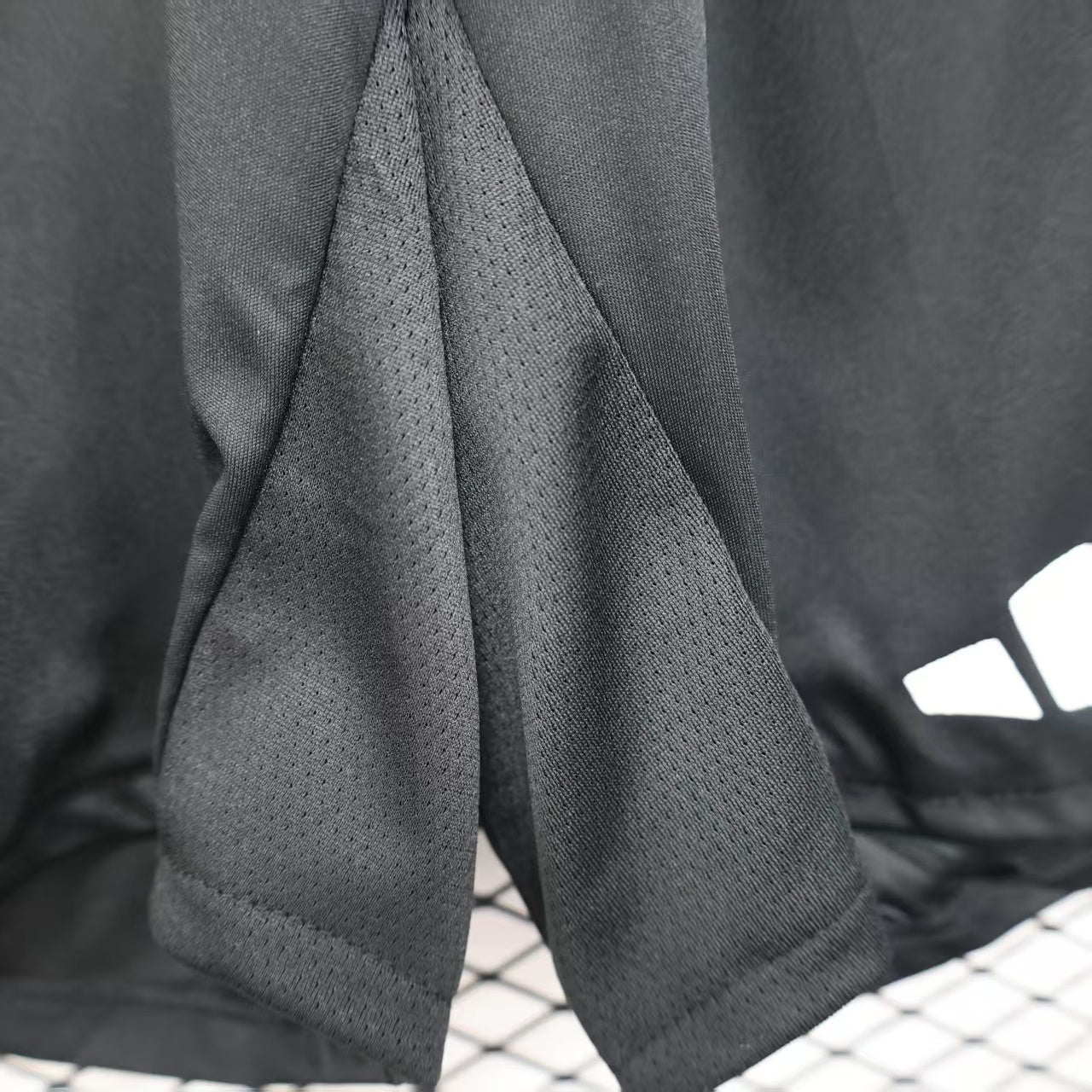 Manchester United 2025/26 Home Shorts – Player Edition