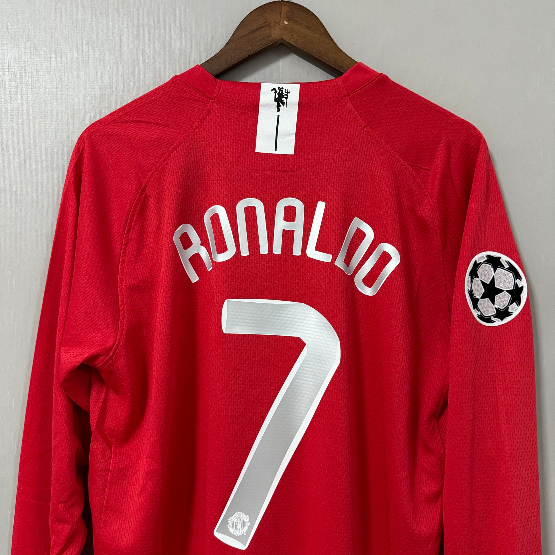 Manchester United 2007/08 Home (UCL Final) Long-Sleeve Retro Jersey