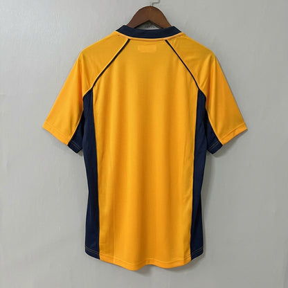 Liverpool 2000/01 Away Retro Jersey