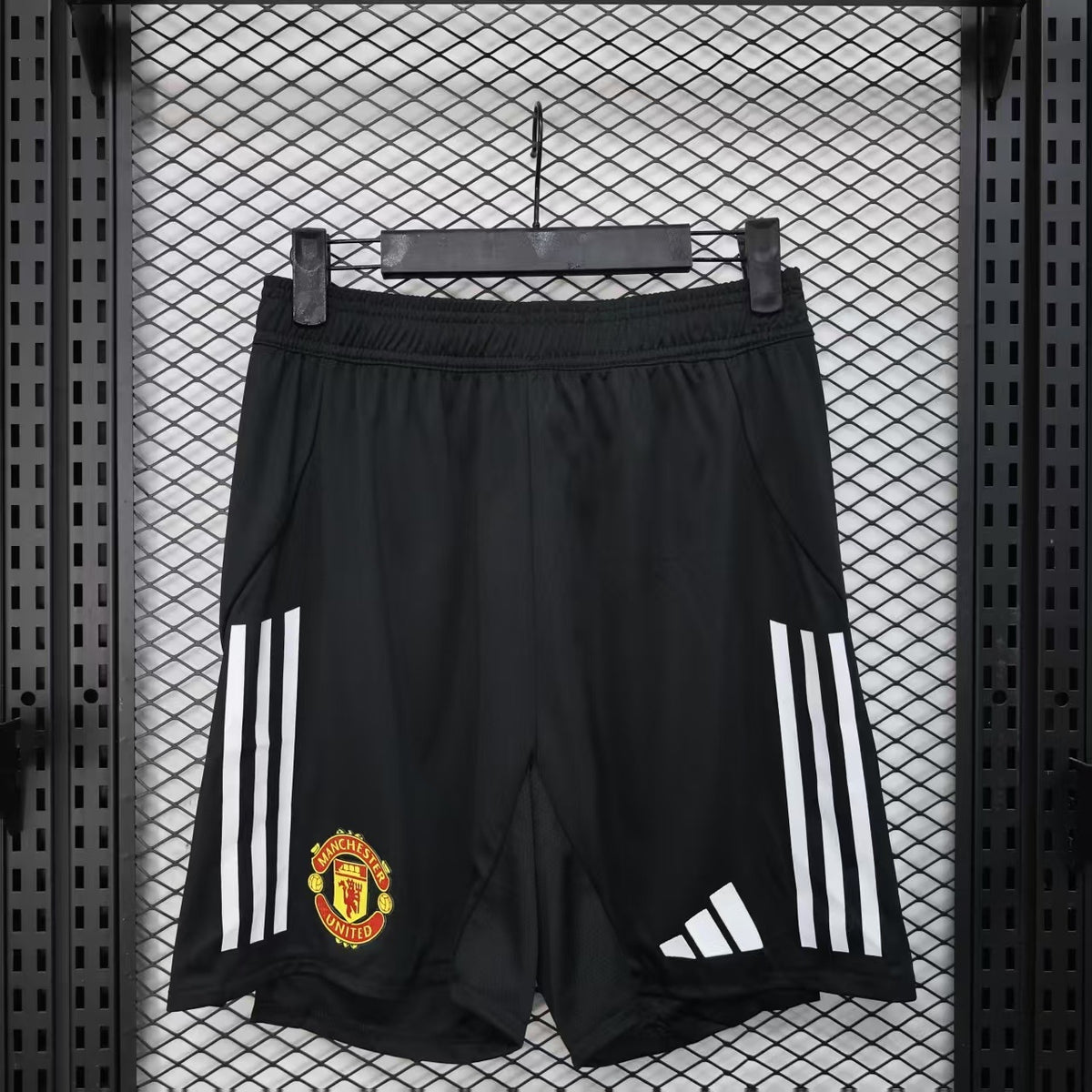 Manchester United 2025/26 Home Shorts – Player Edition