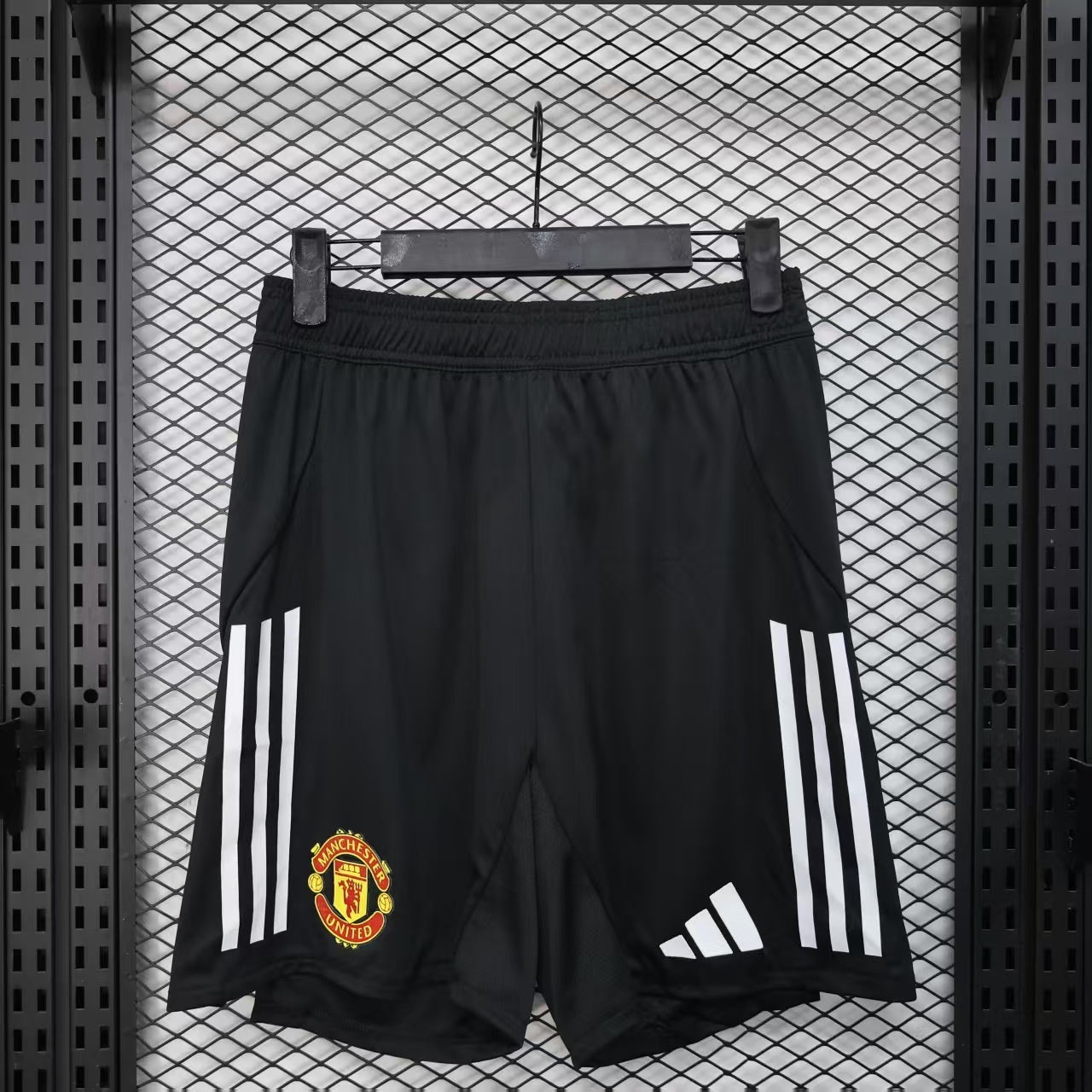Manchester United 2025/26 Home Shorts – Player Edition