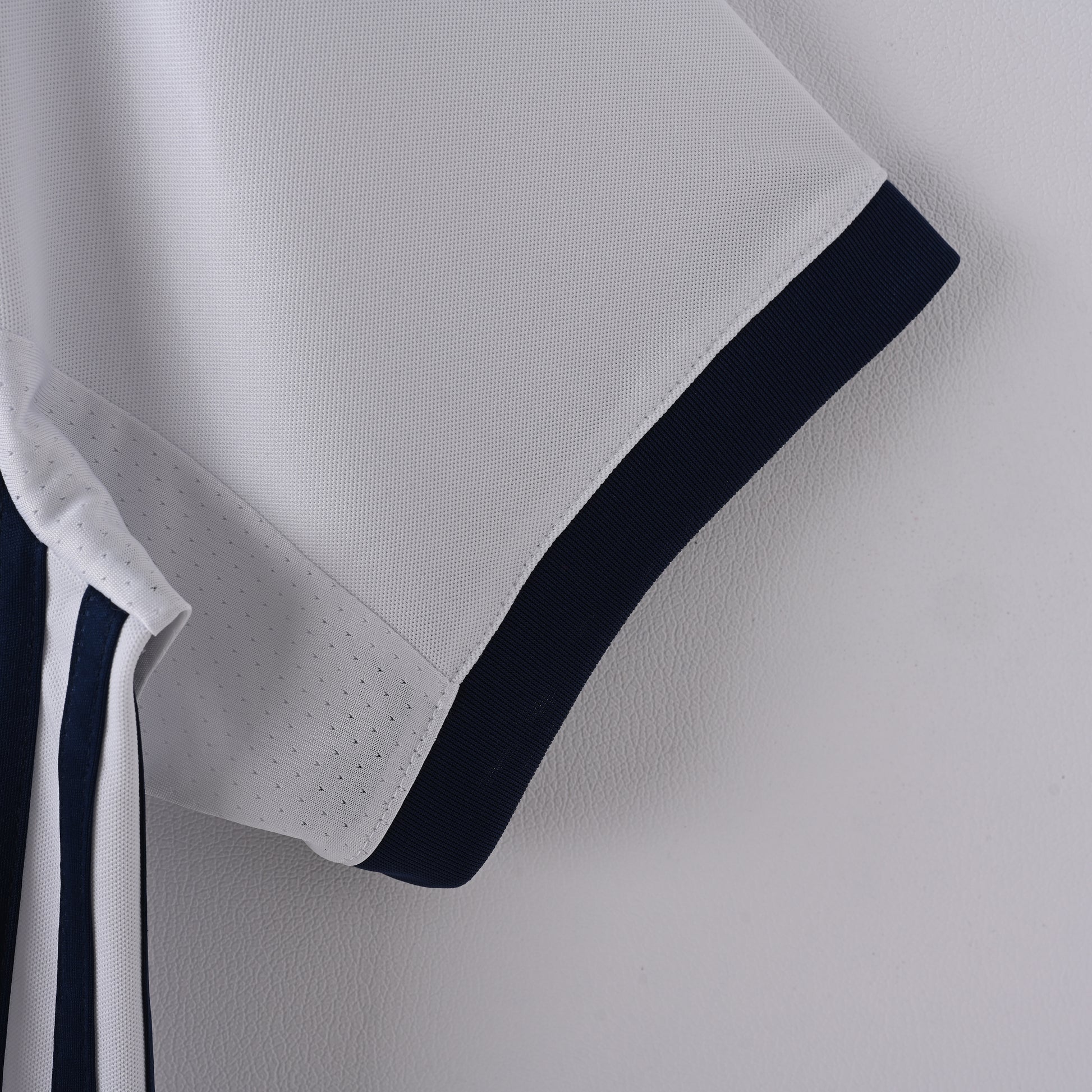 Real Madrid 2016/17 Home Retro Jersey